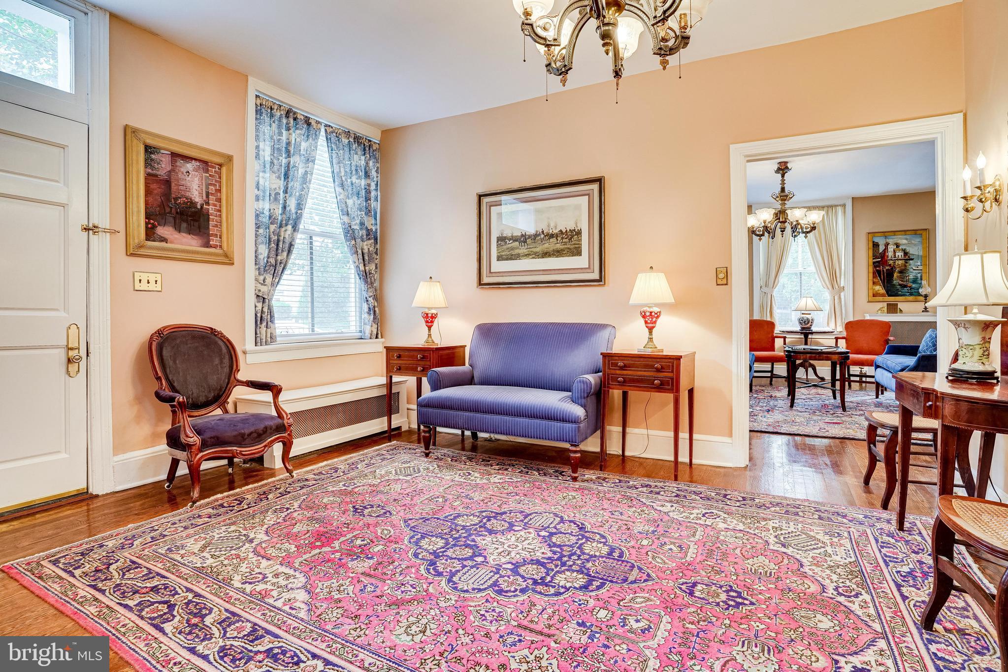 126 S FAIRFAX STREET