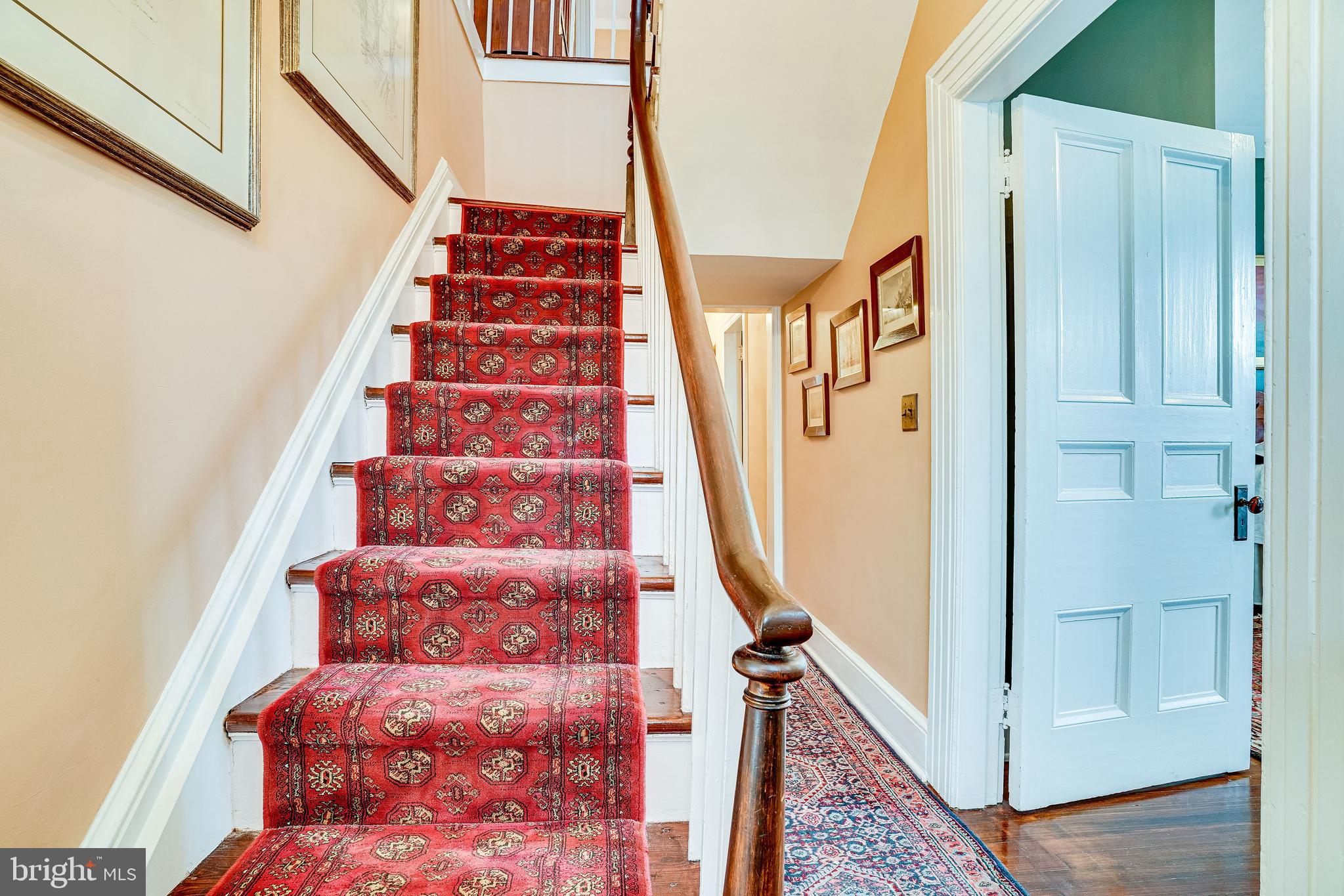 126 S FAIRFAX STREET