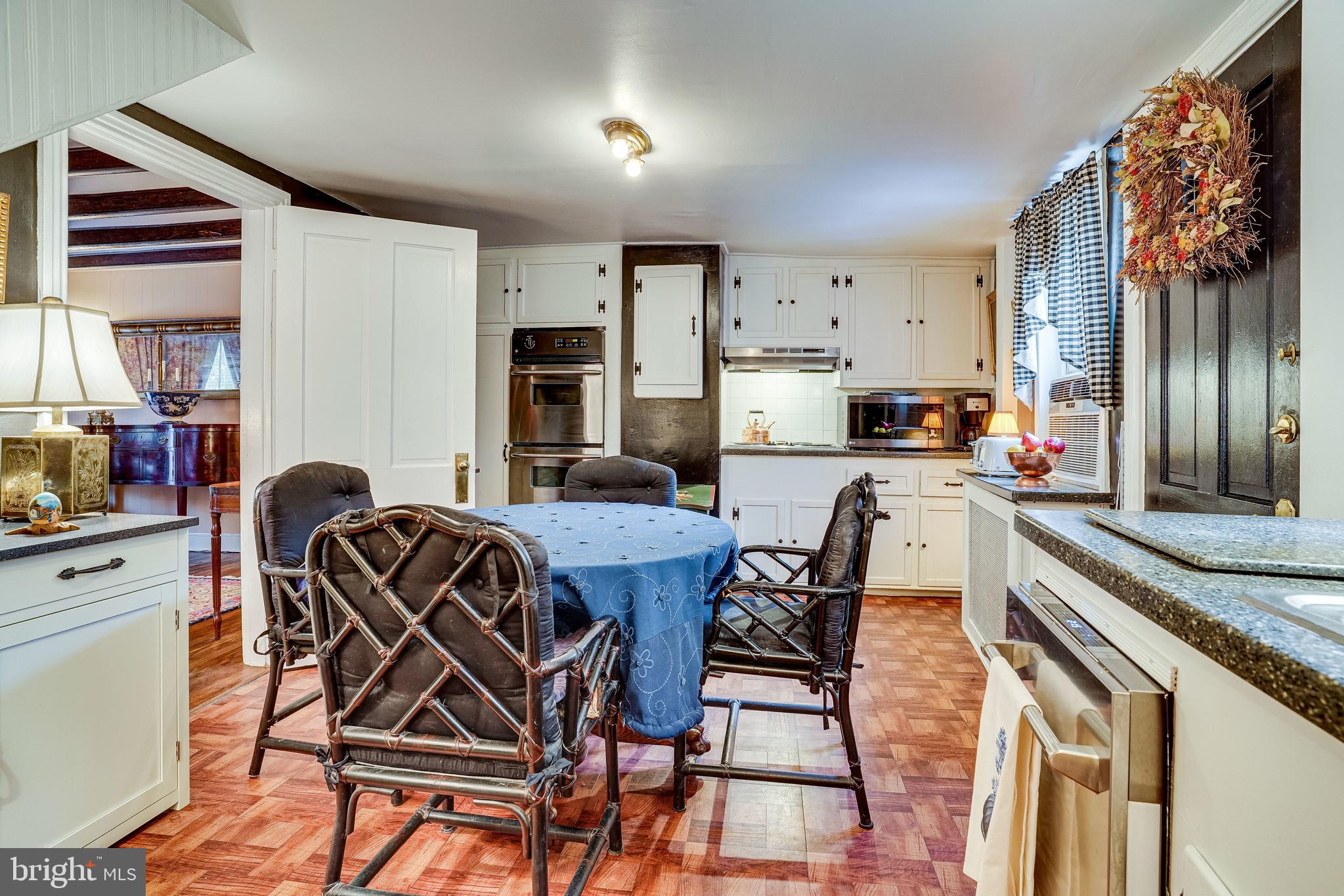 126 S FAIRFAX STREET