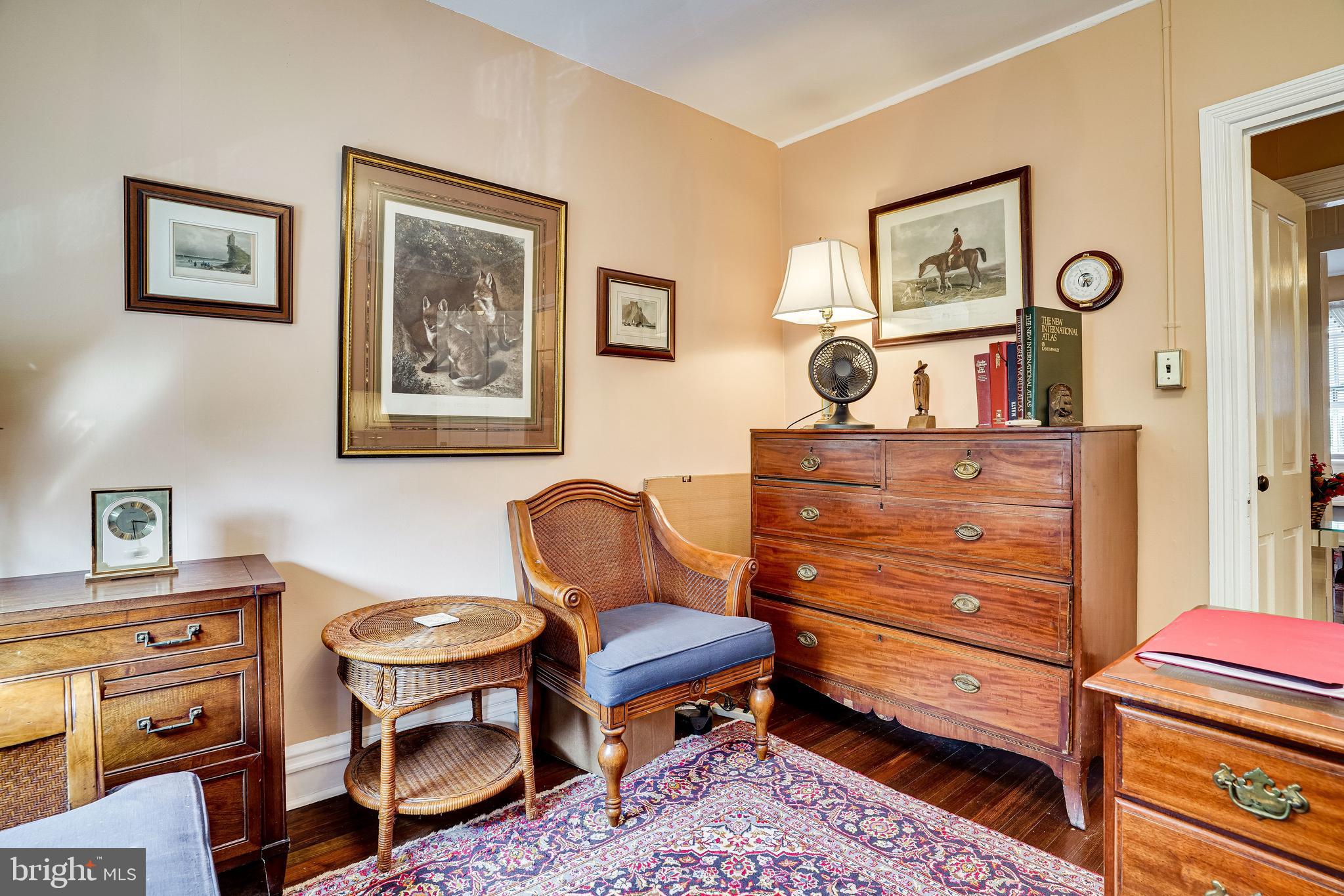 126 S FAIRFAX STREET