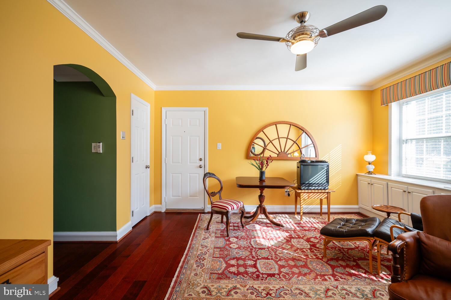 1810 W ABINGDON DRIVE 101