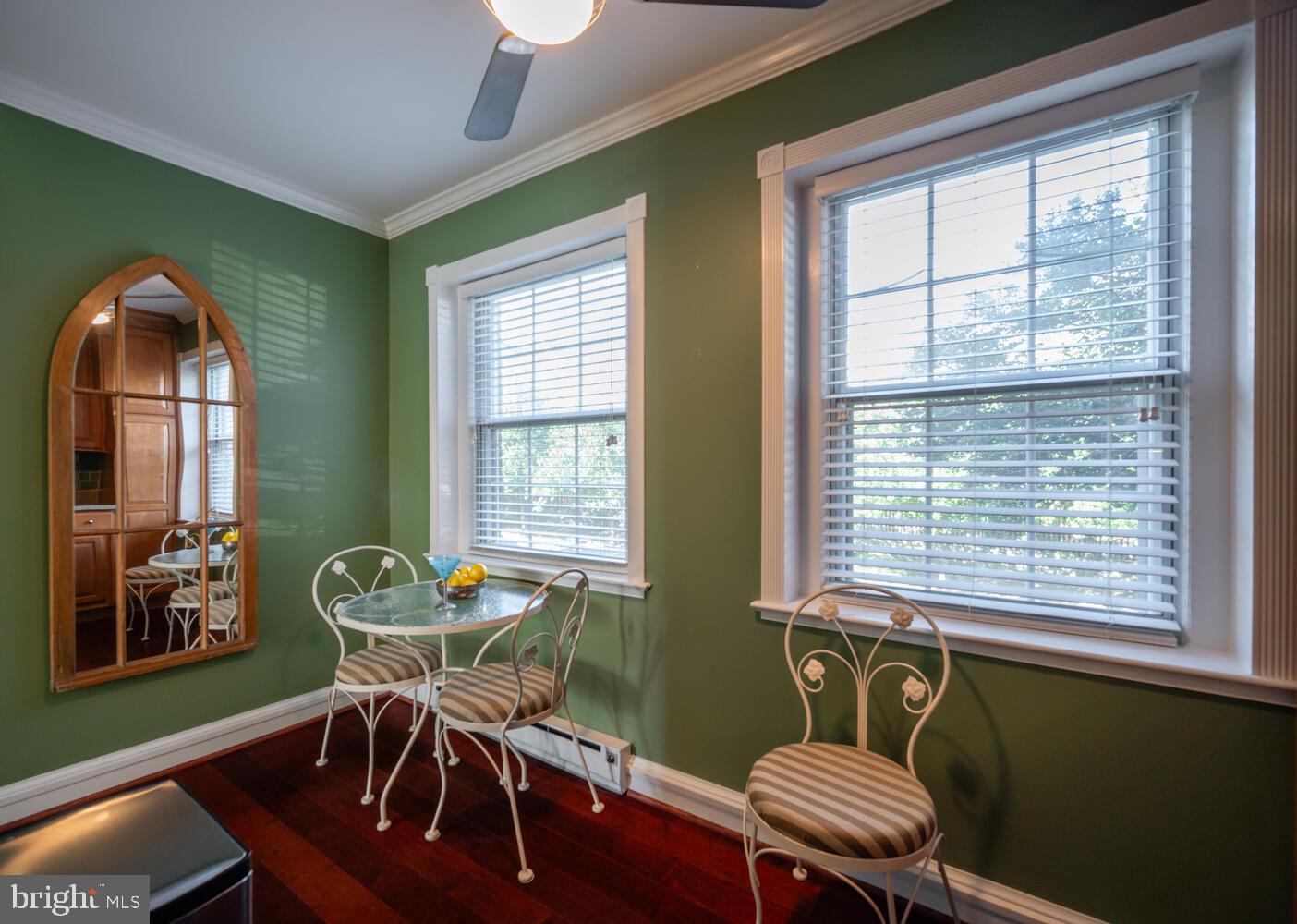 1810 W ABINGDON DRIVE 101