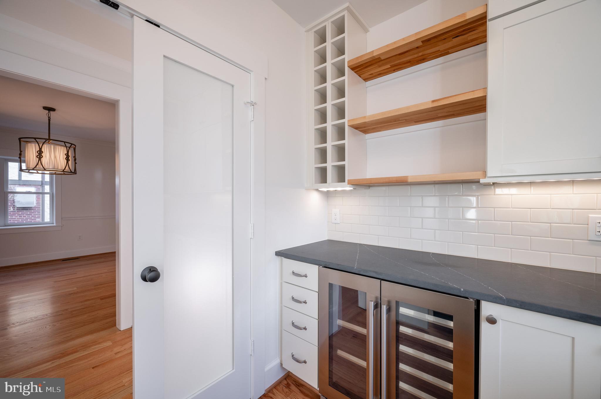 217 E MASON AVENUE E