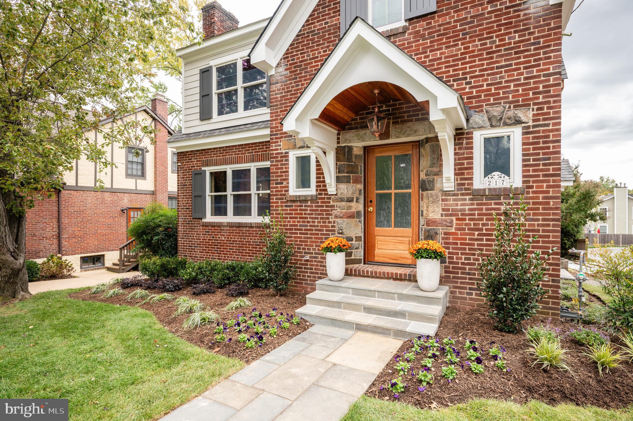 217 E MASON AVENUE E