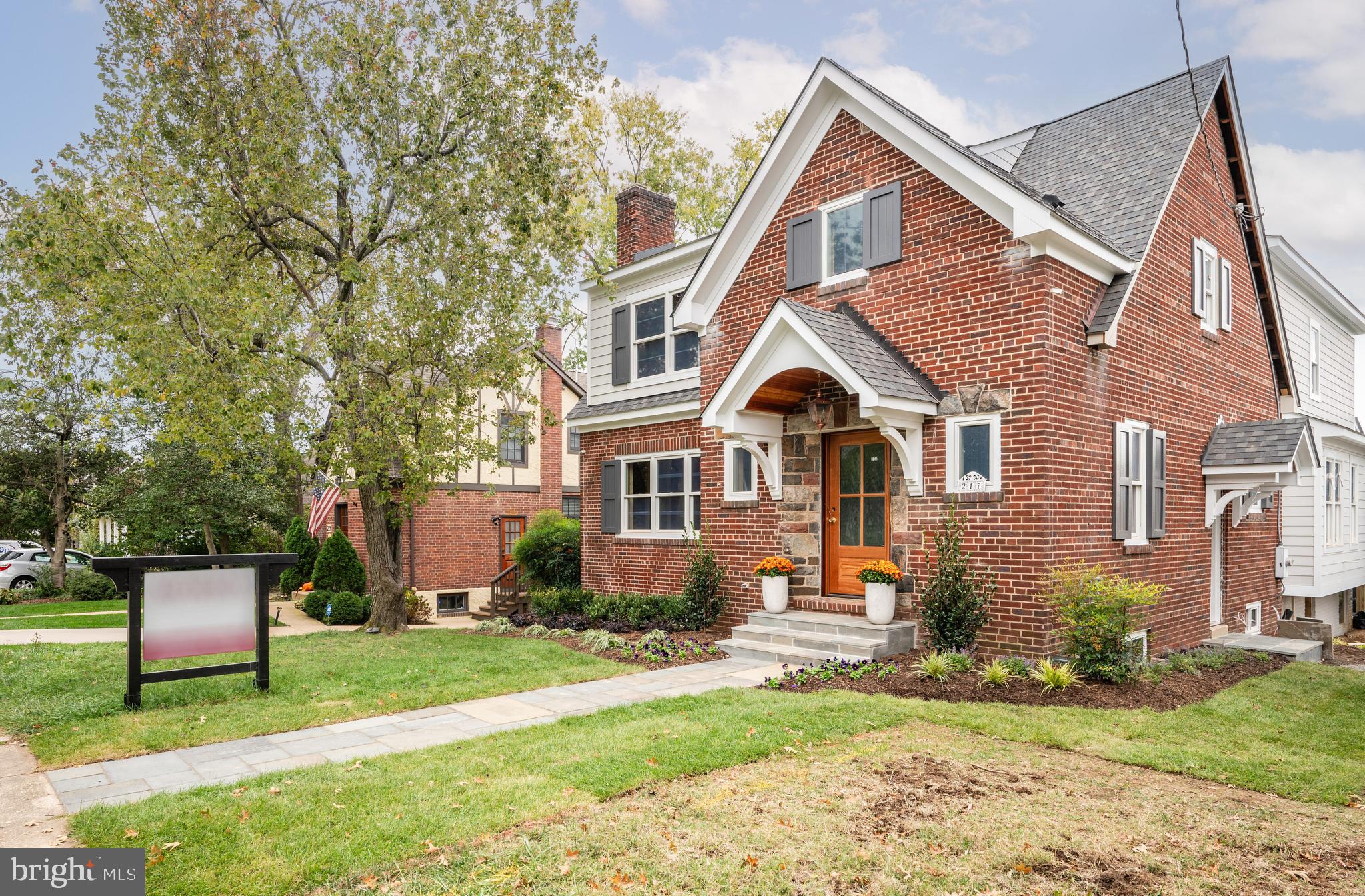 217 E MASON AVENUE E