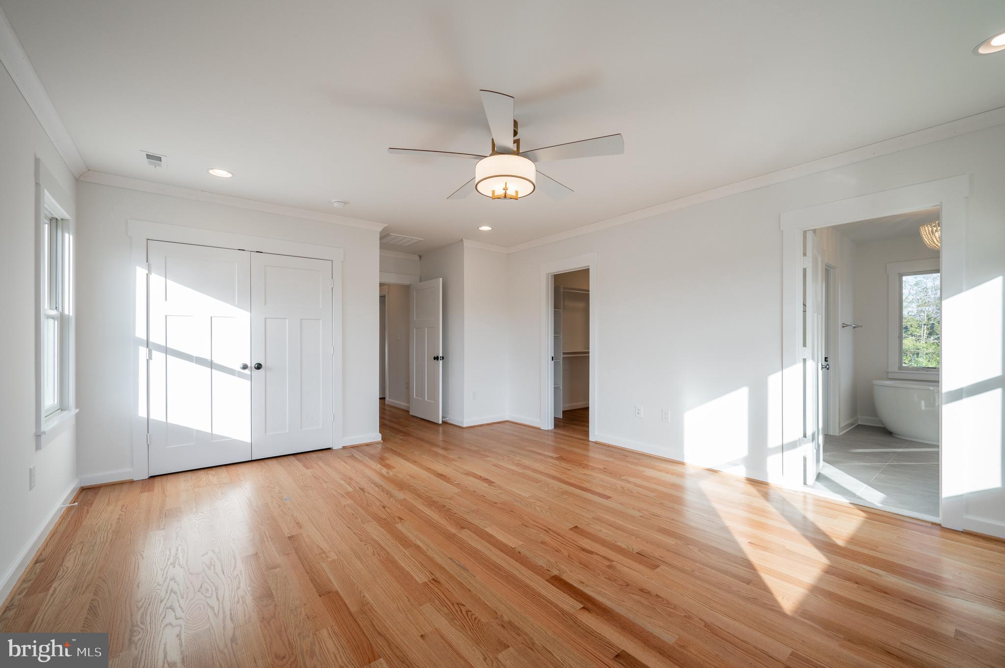 217 E MASON AVENUE E