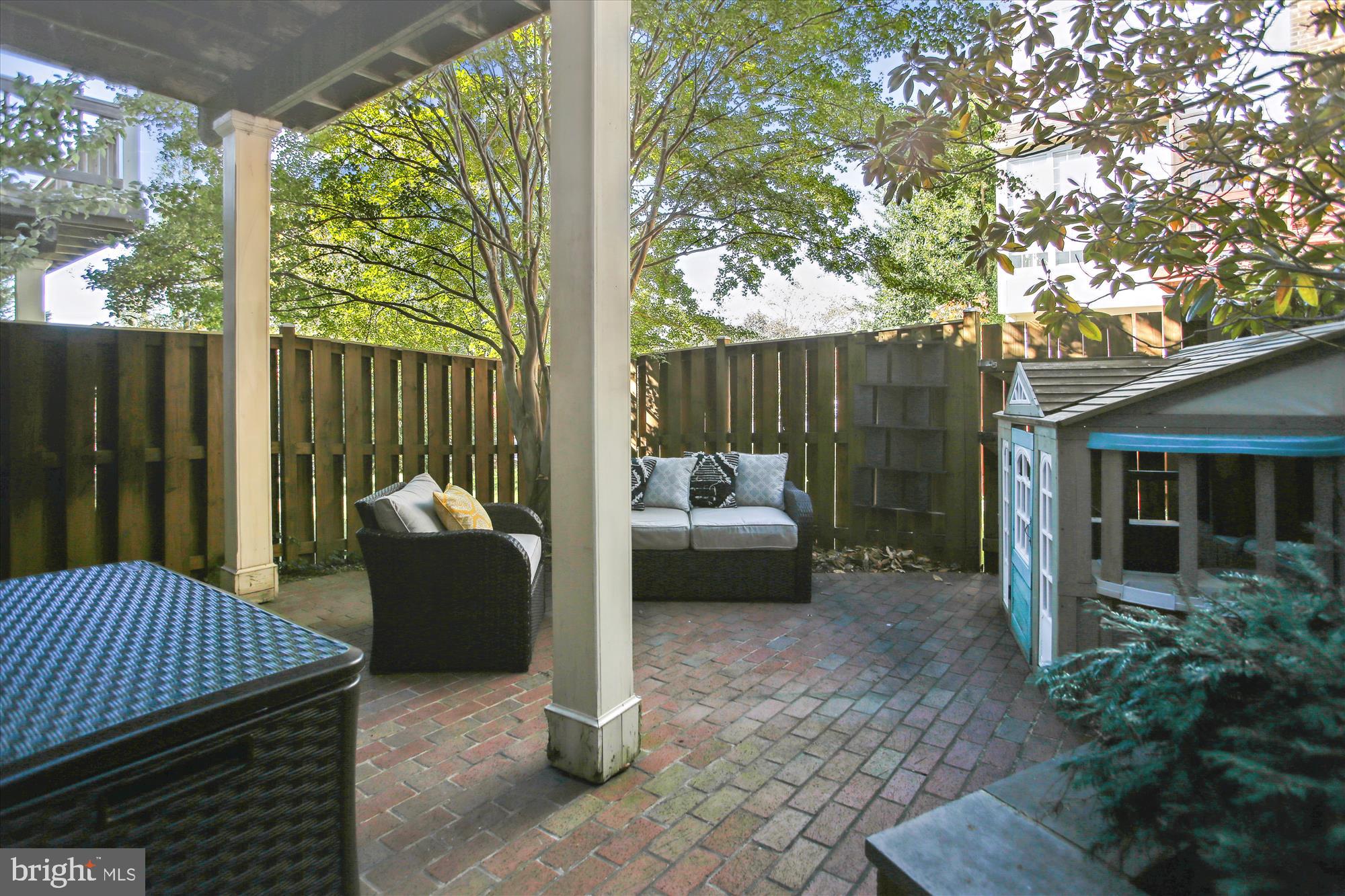 31 ARELL COURT