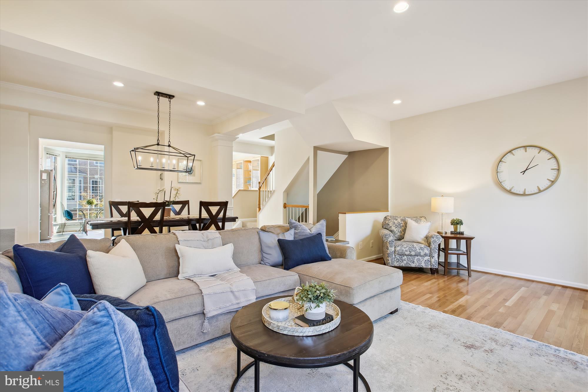 31 ARELL COURT