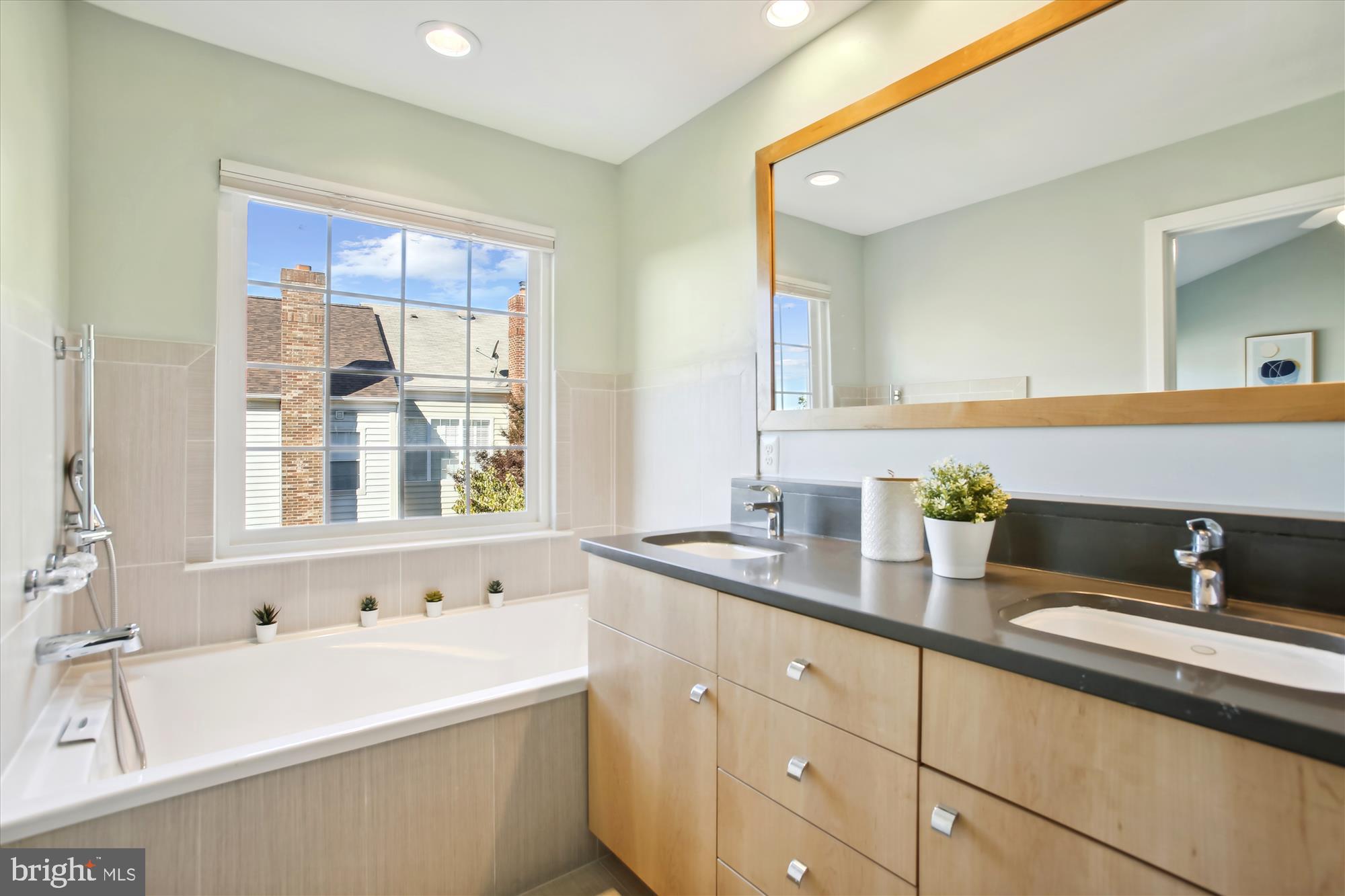 31 ARELL COURT