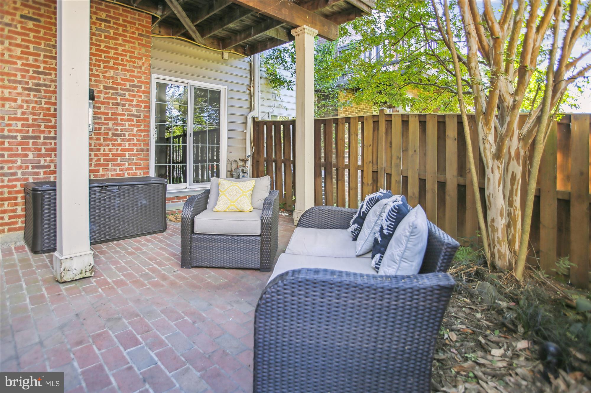 31 ARELL COURT