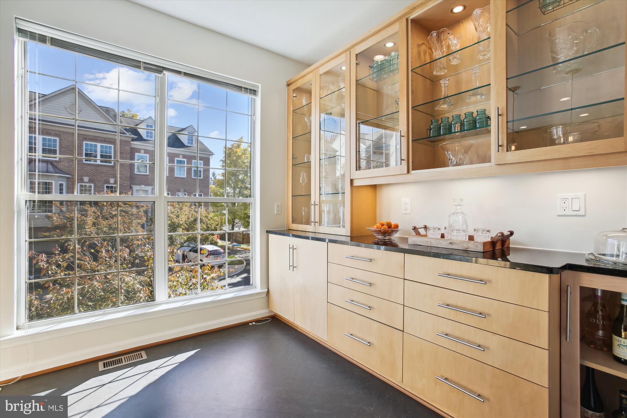 31 ARELL COURT