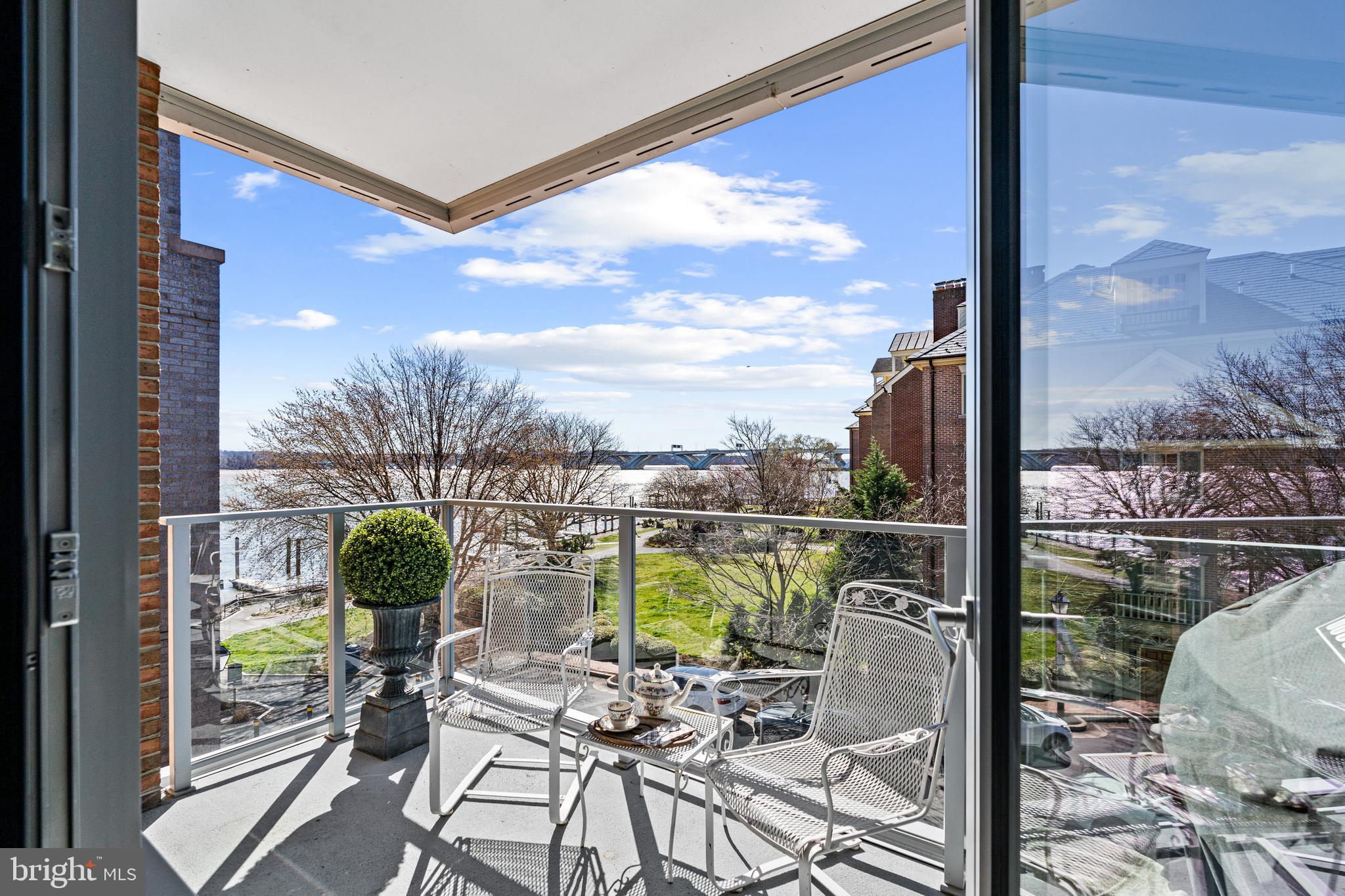 310 STRAND STREET 301