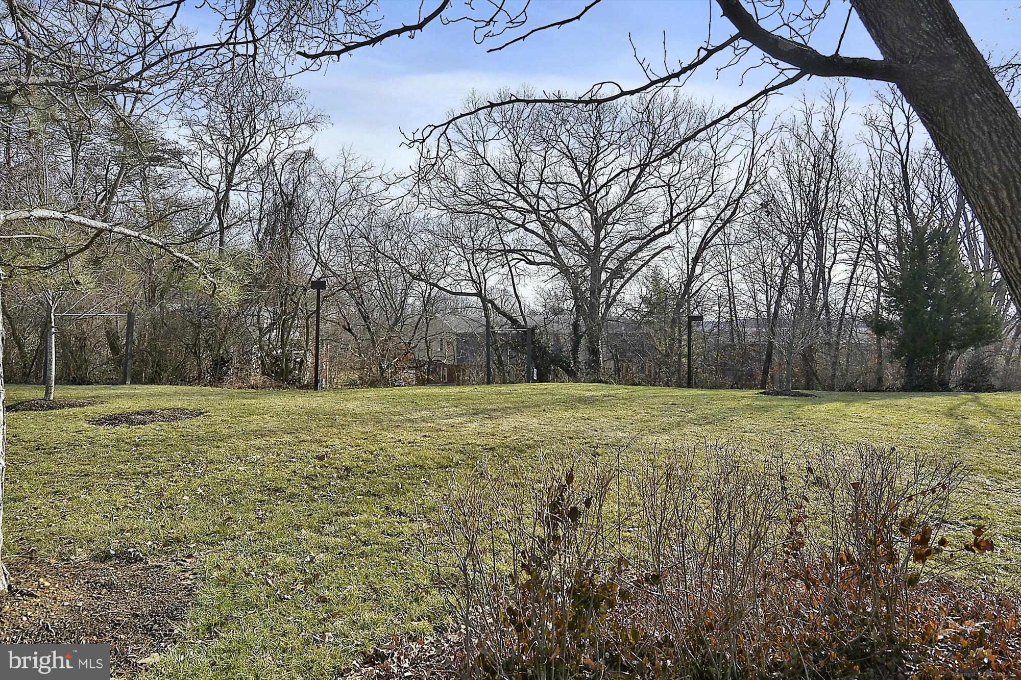 803 N HOWARD STREET 258