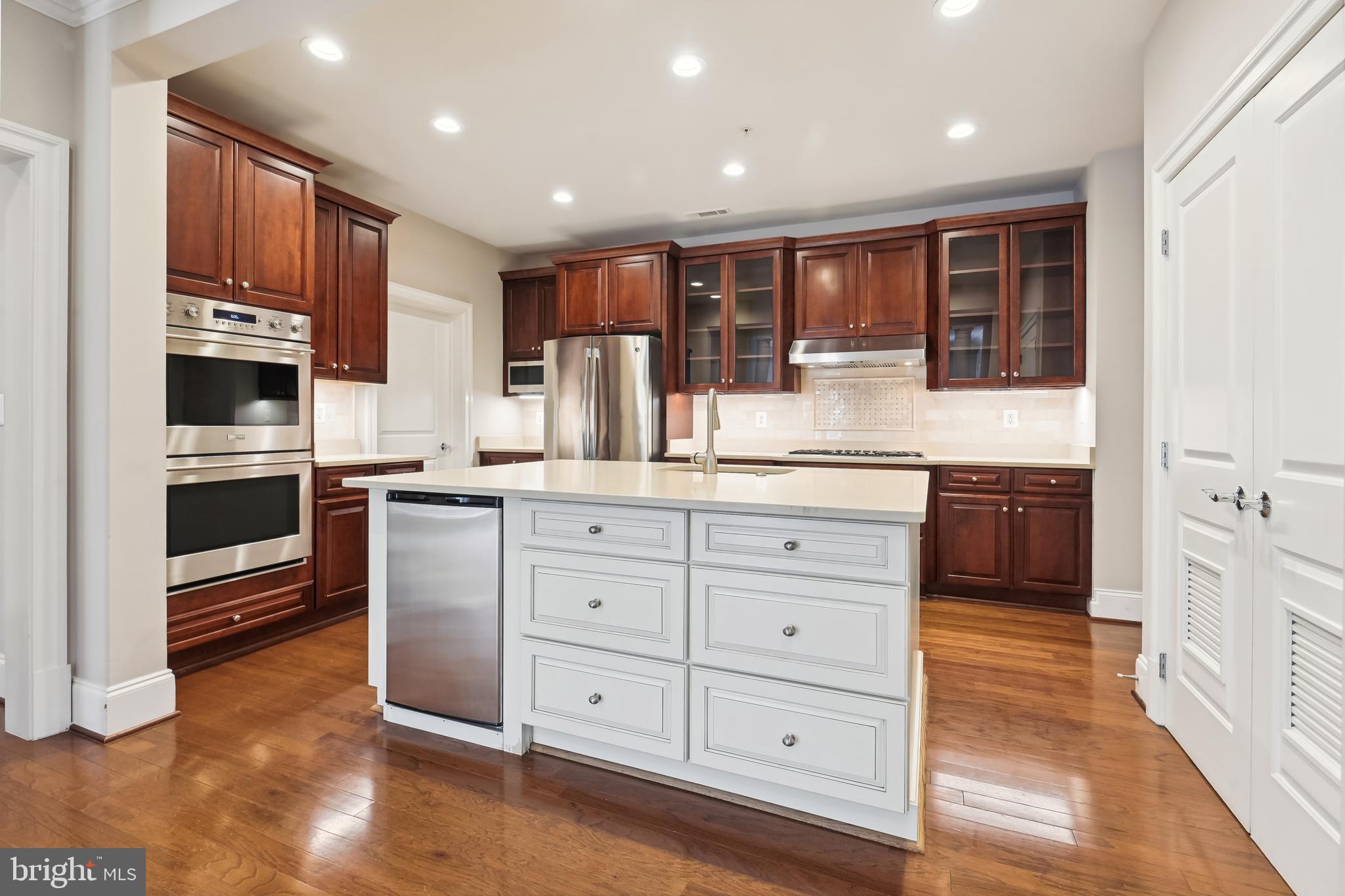 540 SECOND STREET 102