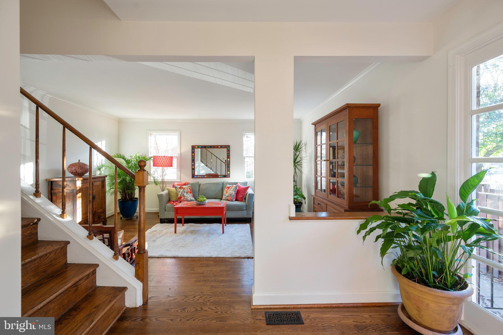 4 E DEL RAY AVENUE