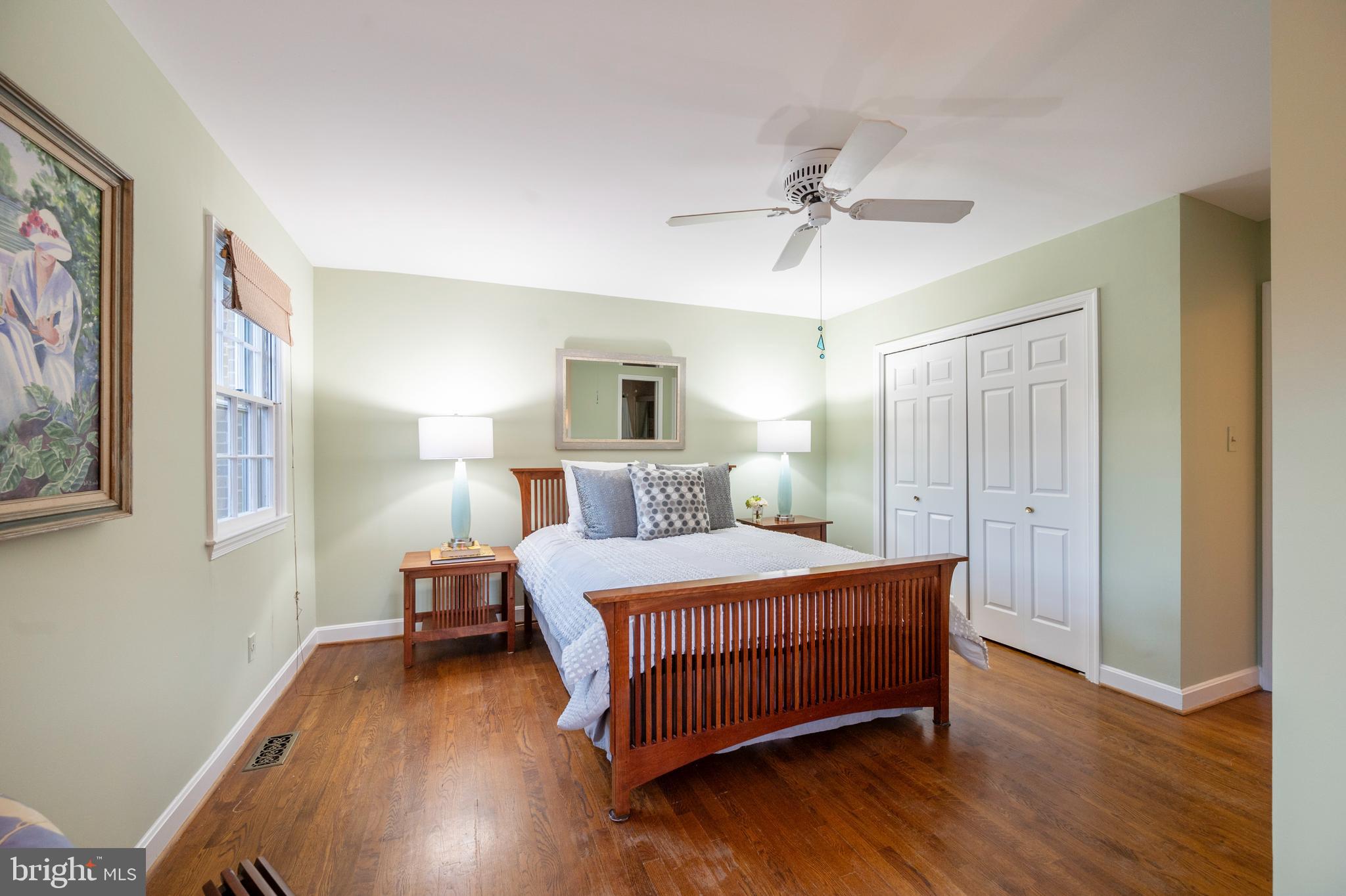 4 E DEL RAY AVENUE