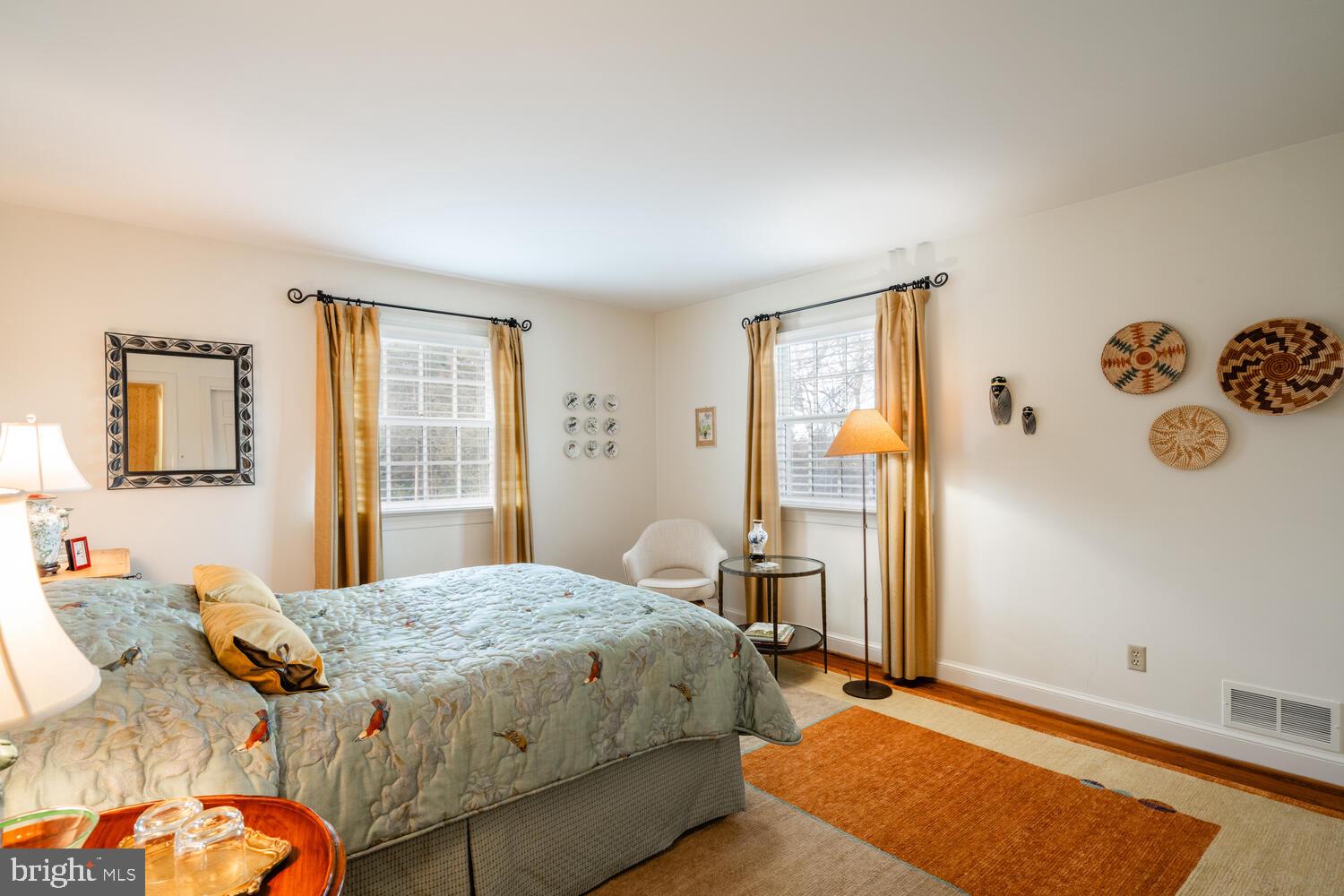 4001 LAWRENCE AVENUE