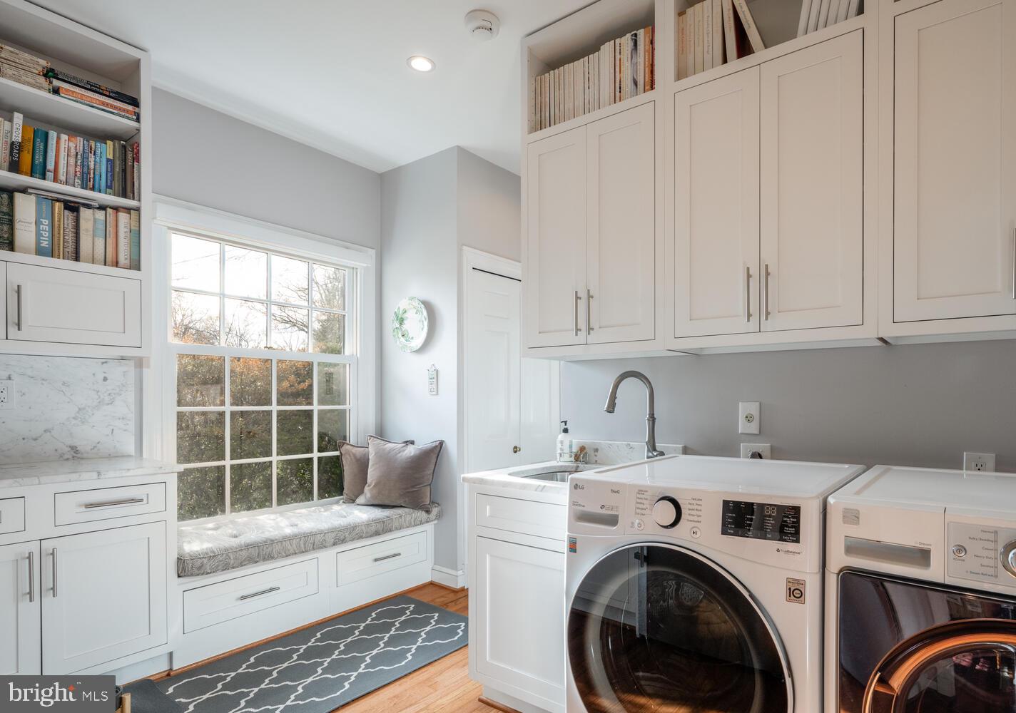 4001 LAWRENCE AVENUE