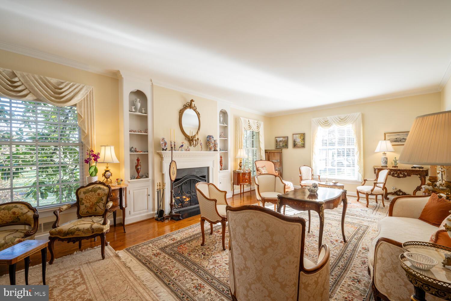 4001 LAWRENCE AVENUE