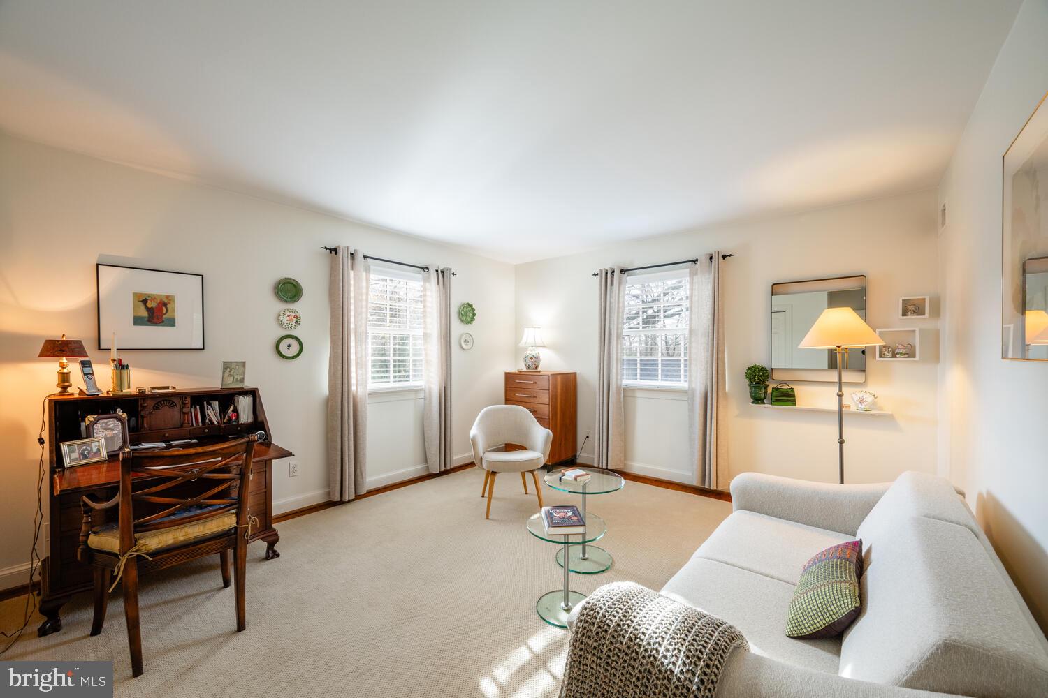 4001 LAWRENCE AVENUE