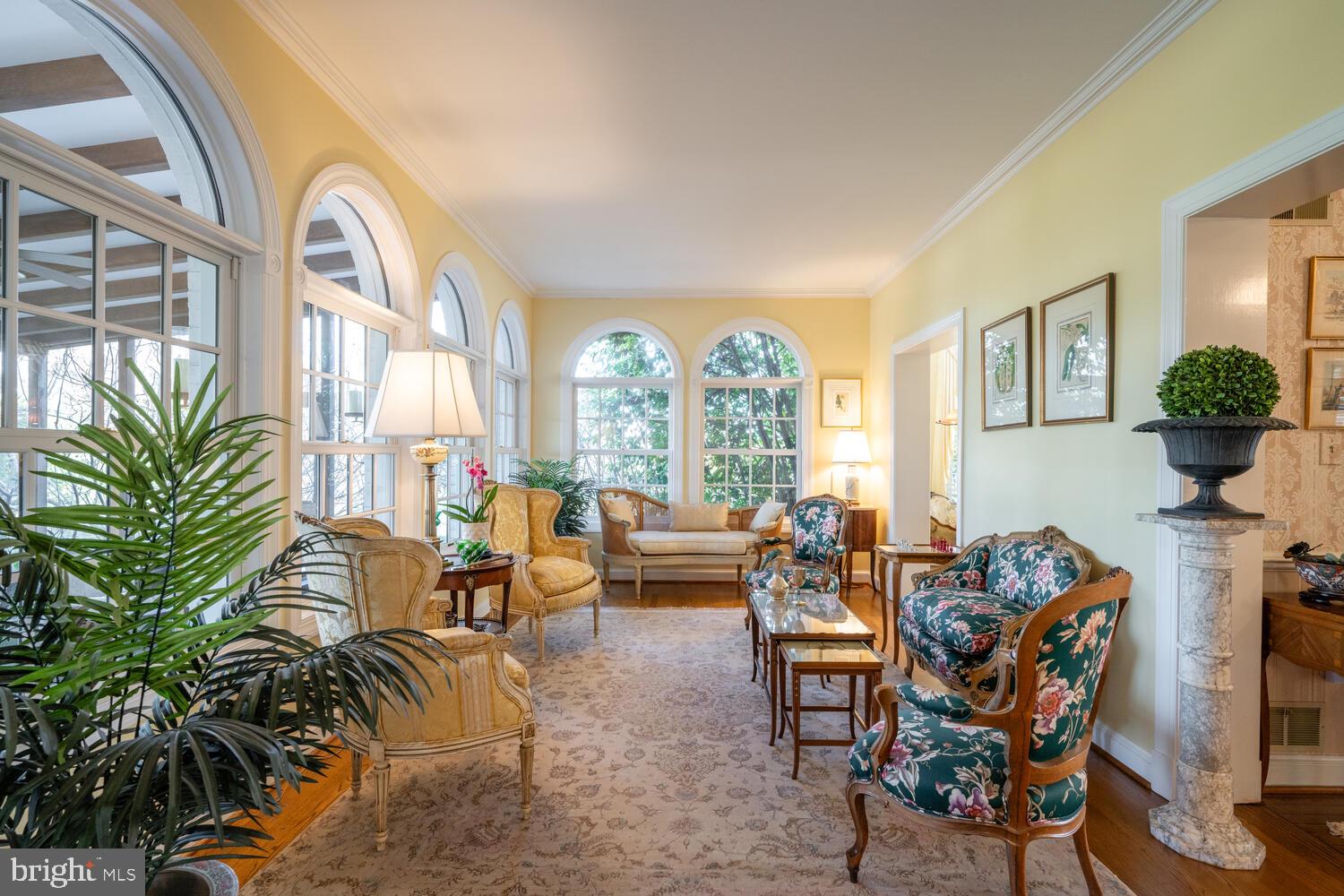 4001 LAWRENCE AVENUE