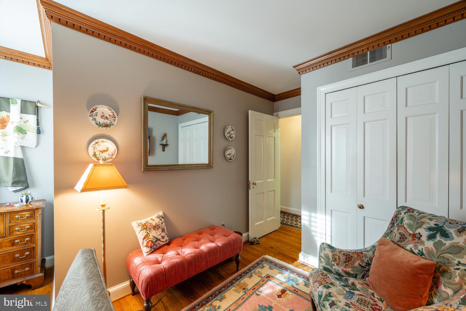 4001 LAWRENCE AVENUE