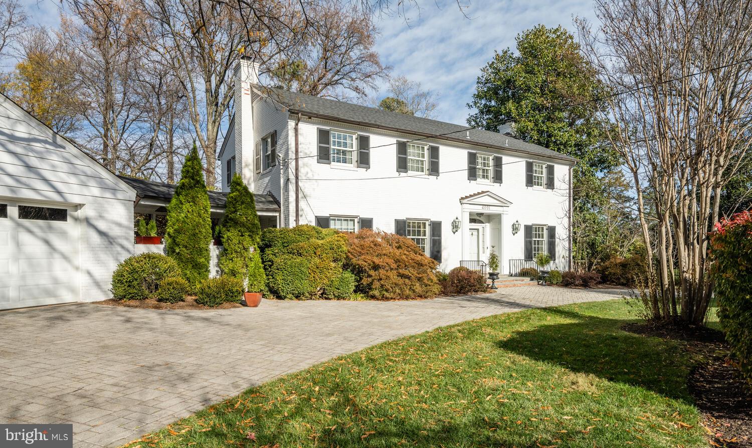 4001 LAWRENCE AVENUE