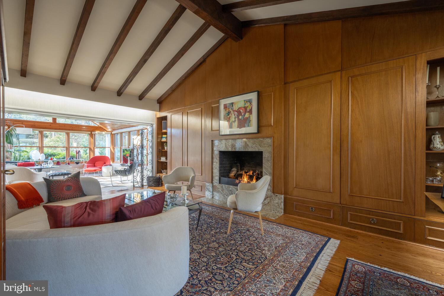 4001 LAWRENCE AVENUE