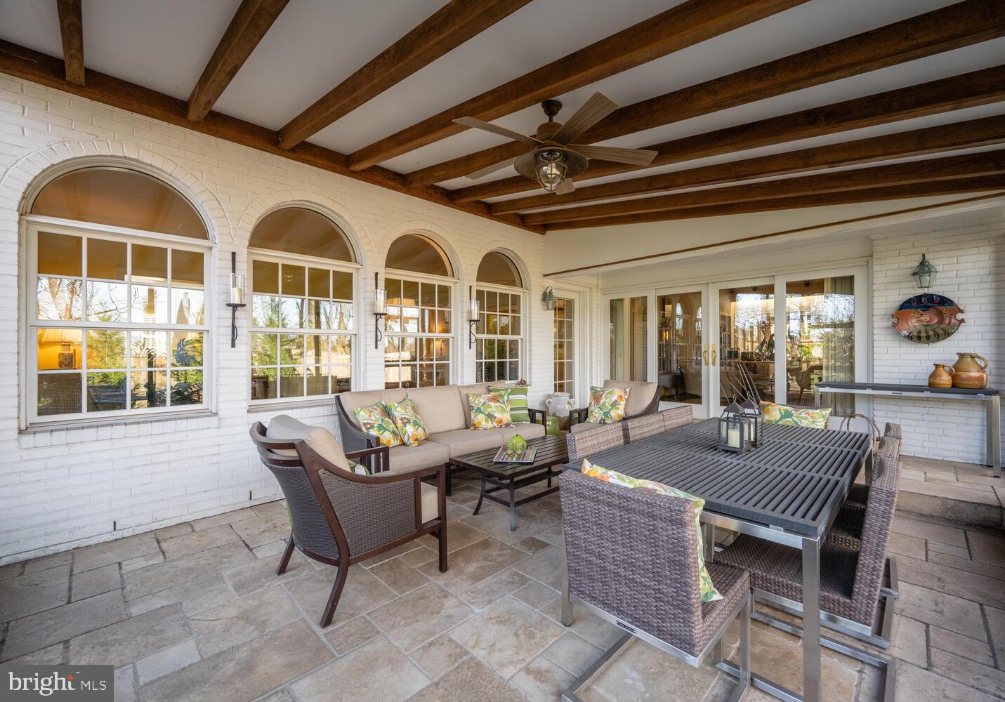 4001 LAWRENCE AVENUE