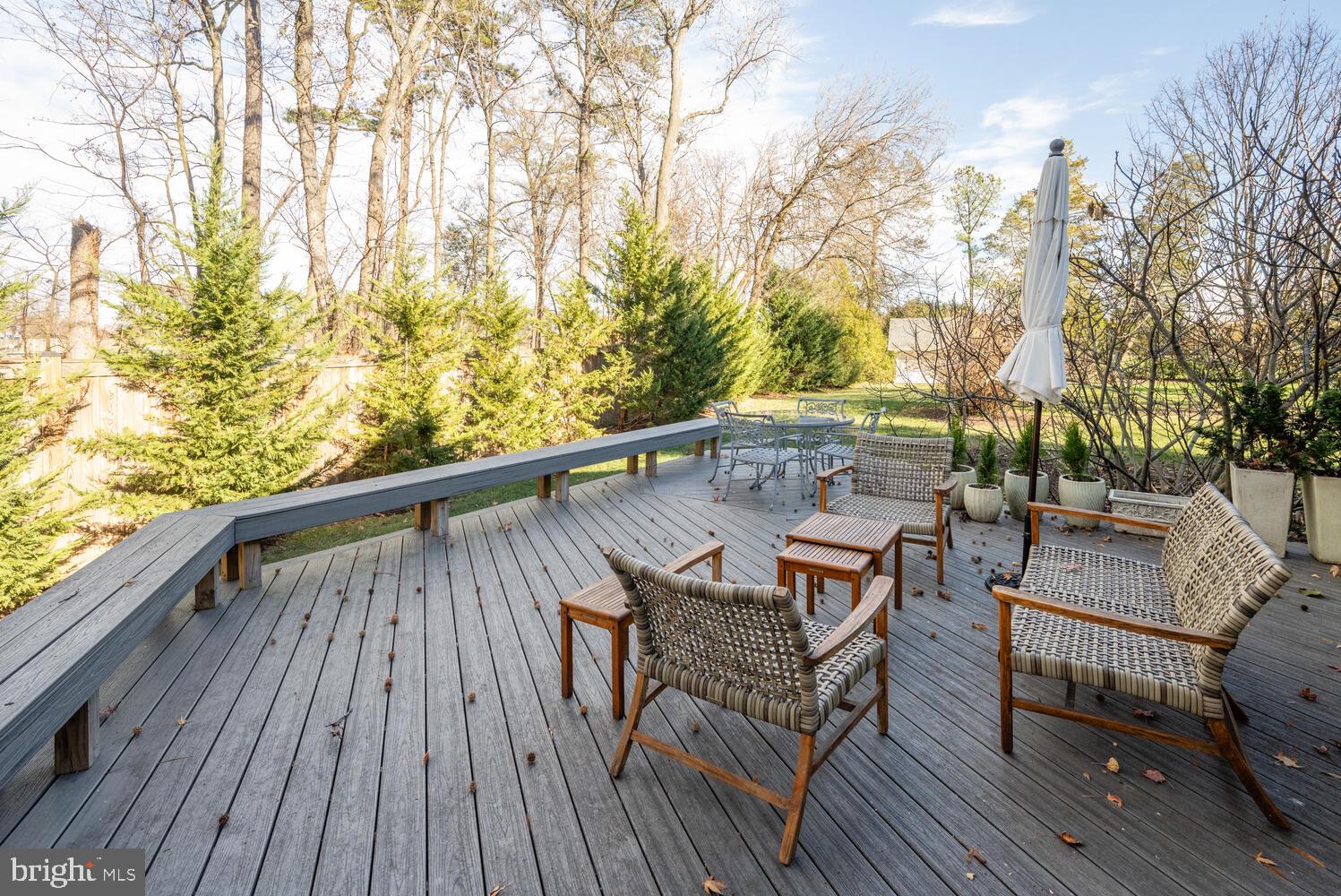 4001 LAWRENCE AVENUE