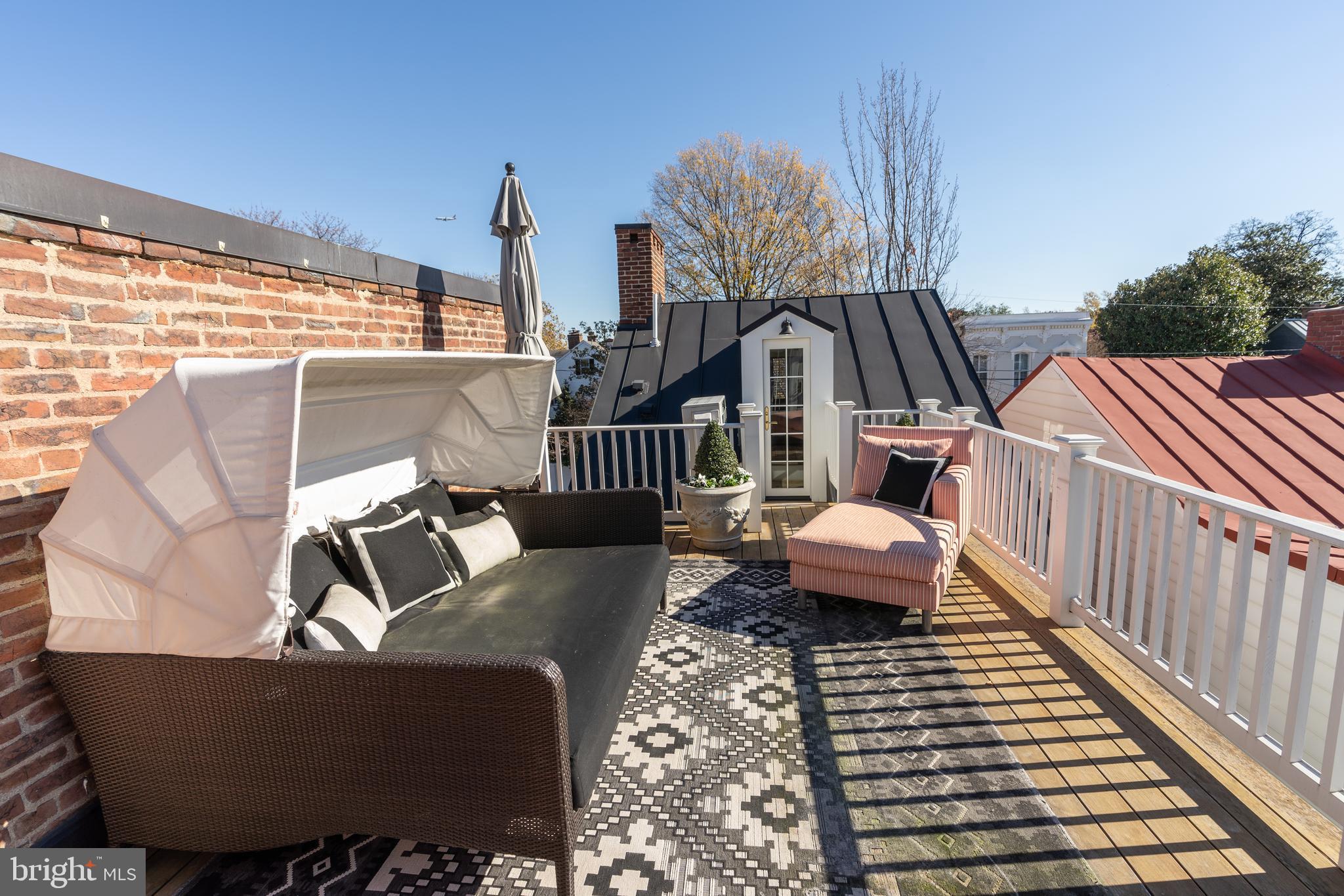 405 S FAIRFAX STREET