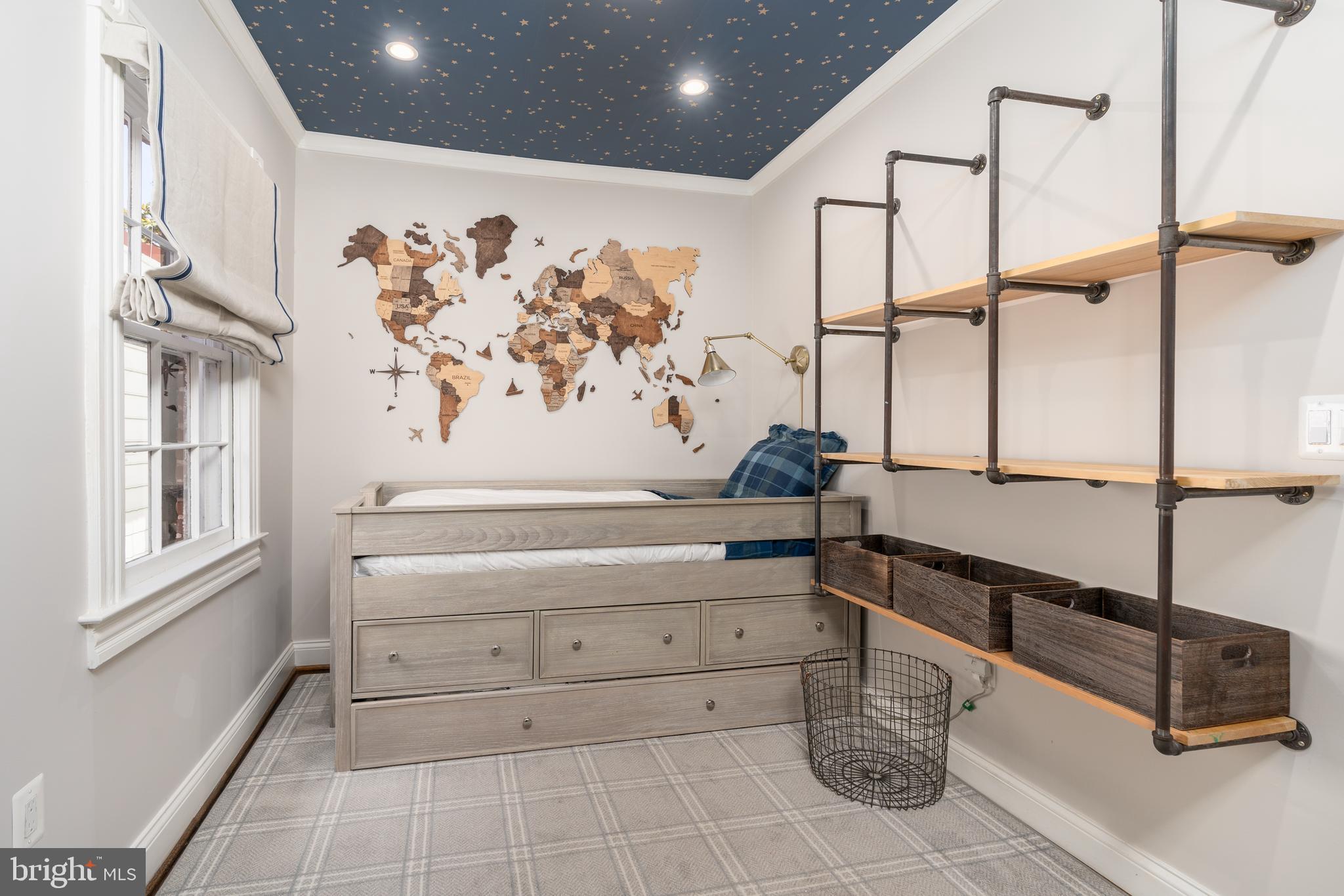 405 S FAIRFAX STREET