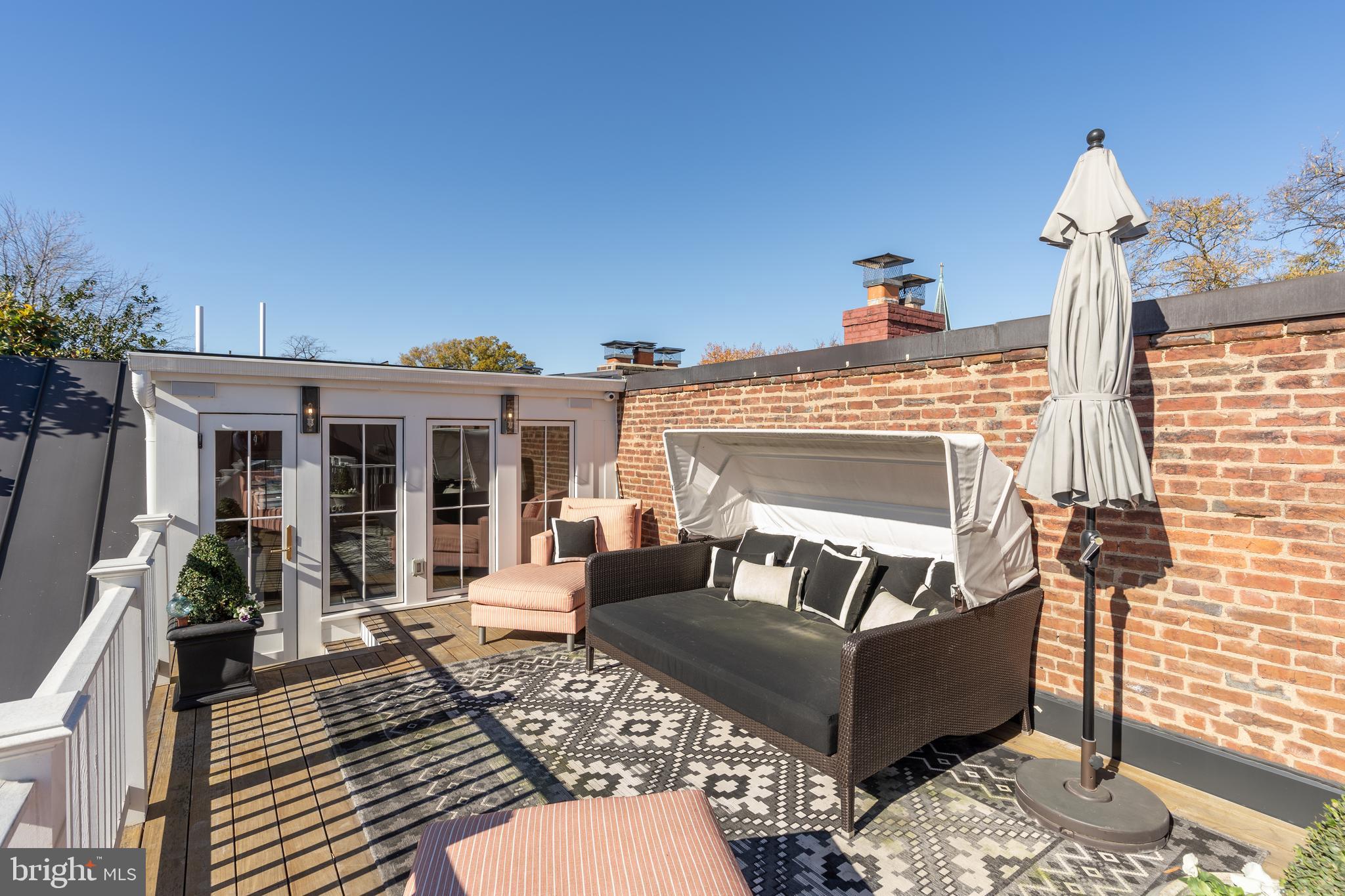 405 S FAIRFAX STREET