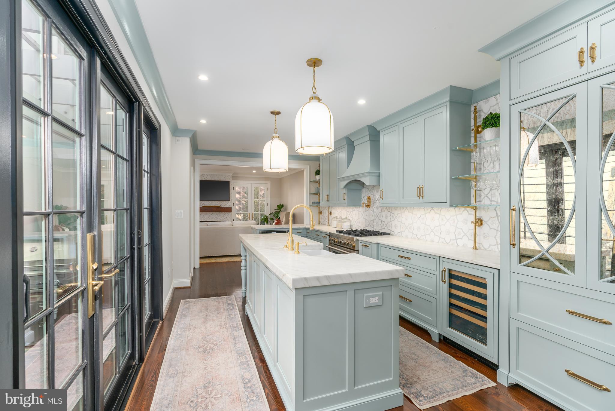 405 S FAIRFAX STREET