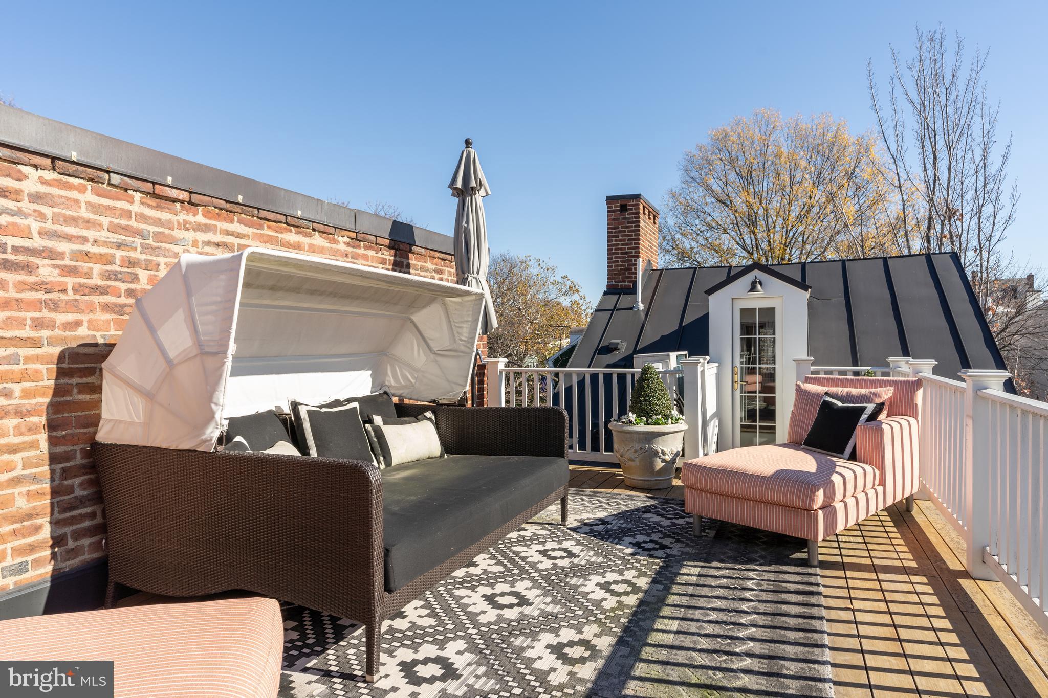 405 S FAIRFAX STREET