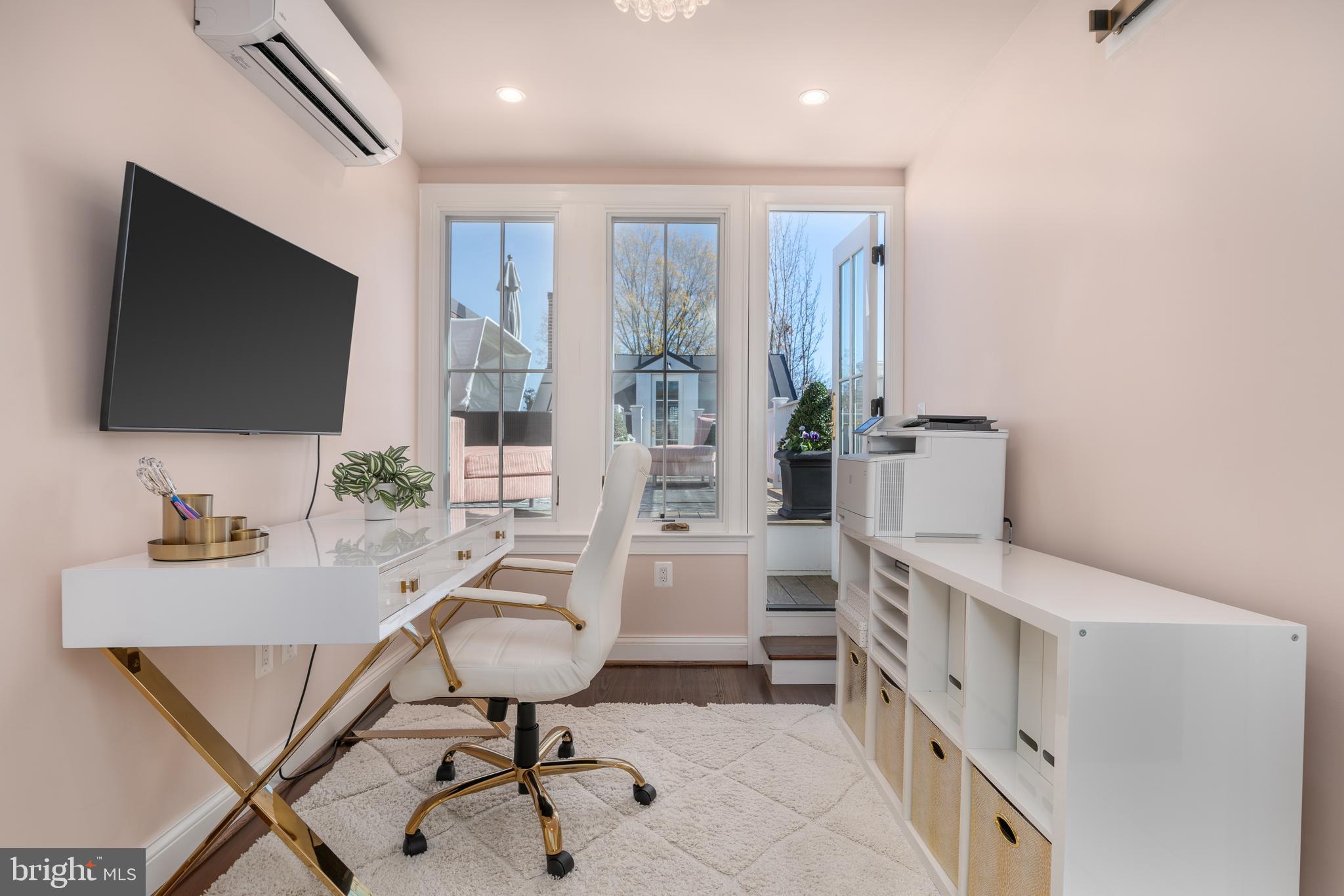 405 S FAIRFAX STREET