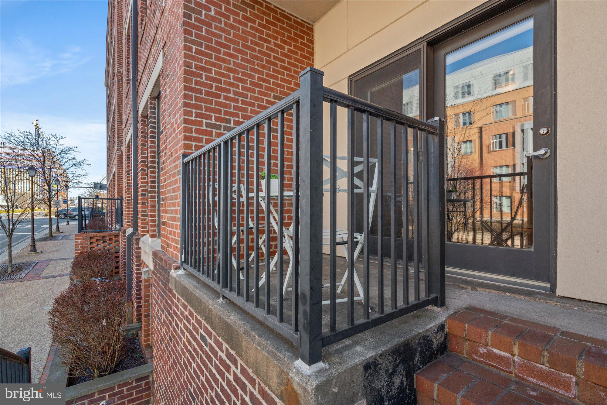 181 E REED AVENUE 108