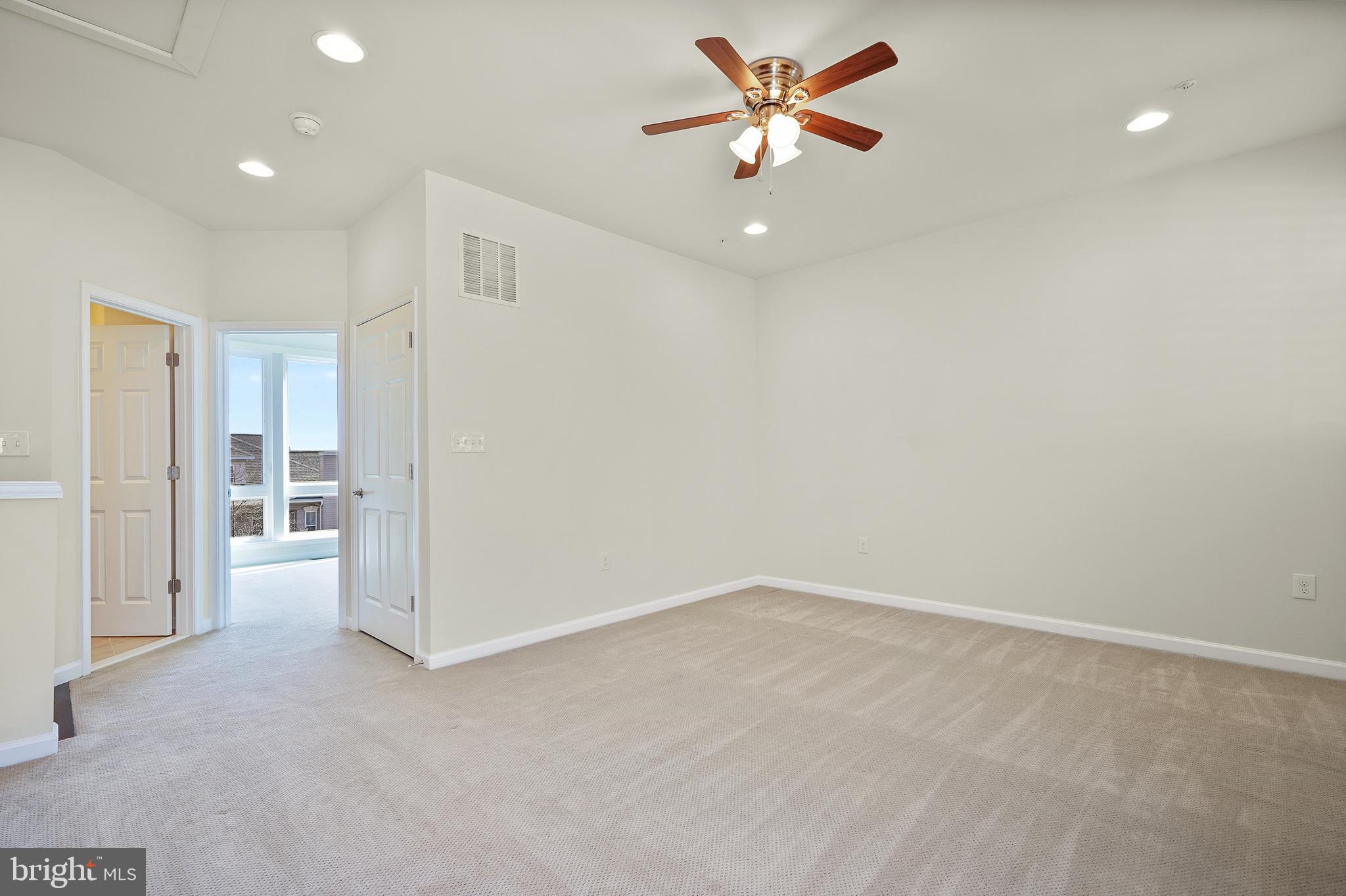 132 CAMBRIA WALK
