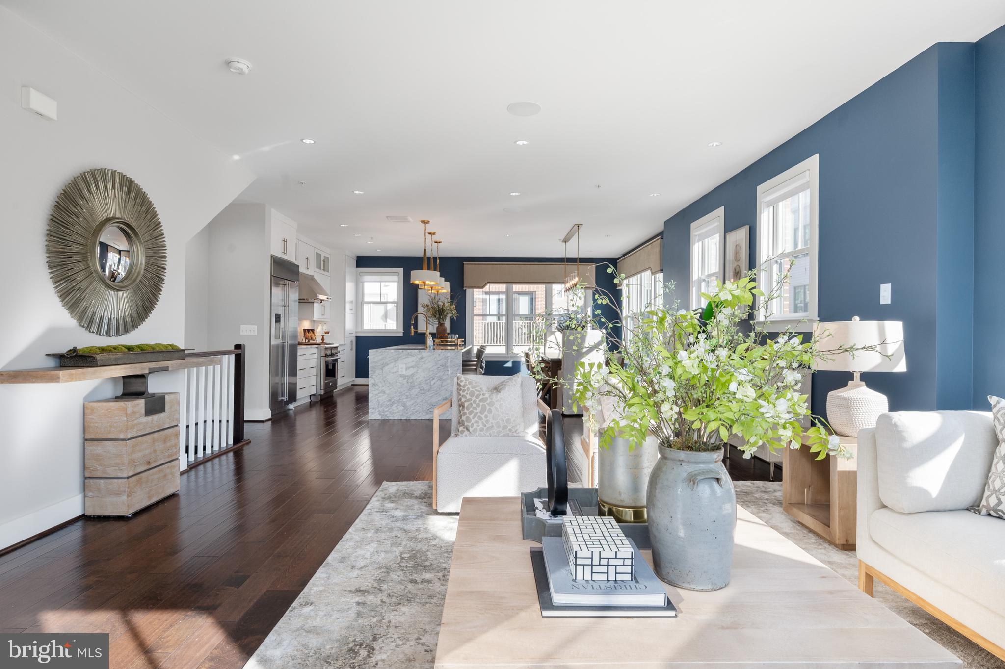 1305 WILKES STREET