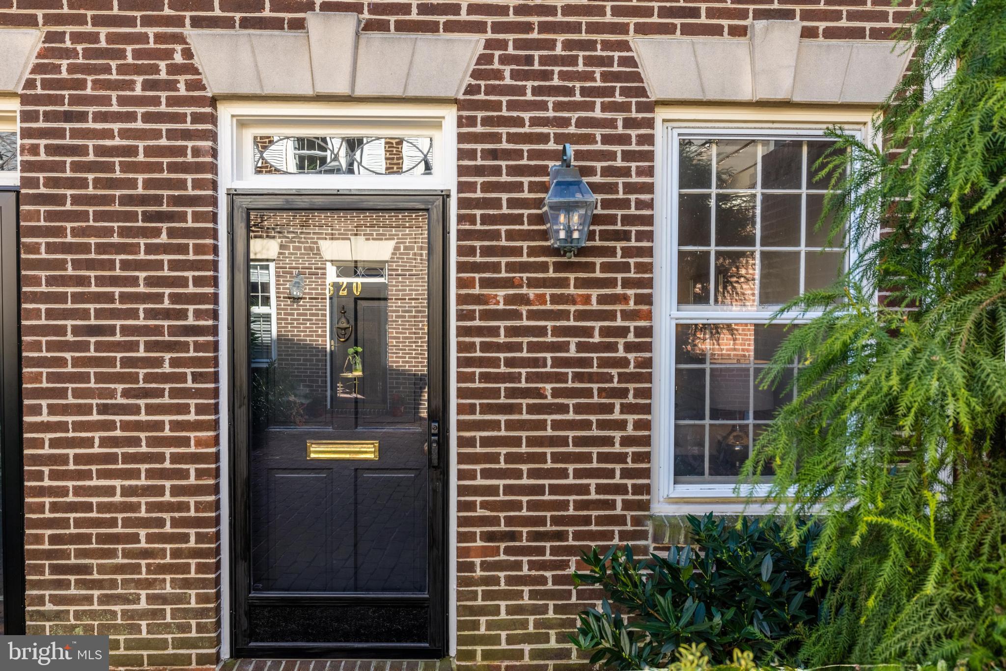 320 N SAINT ASAPH STREET 10