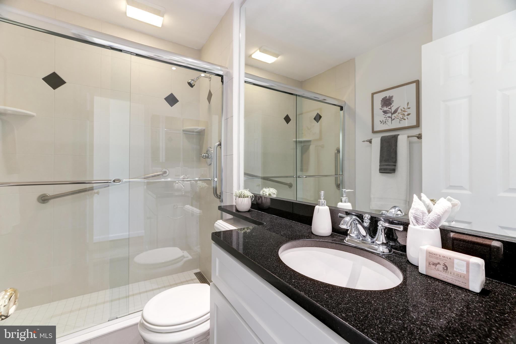 320 N SAINT ASAPH STREET 10
