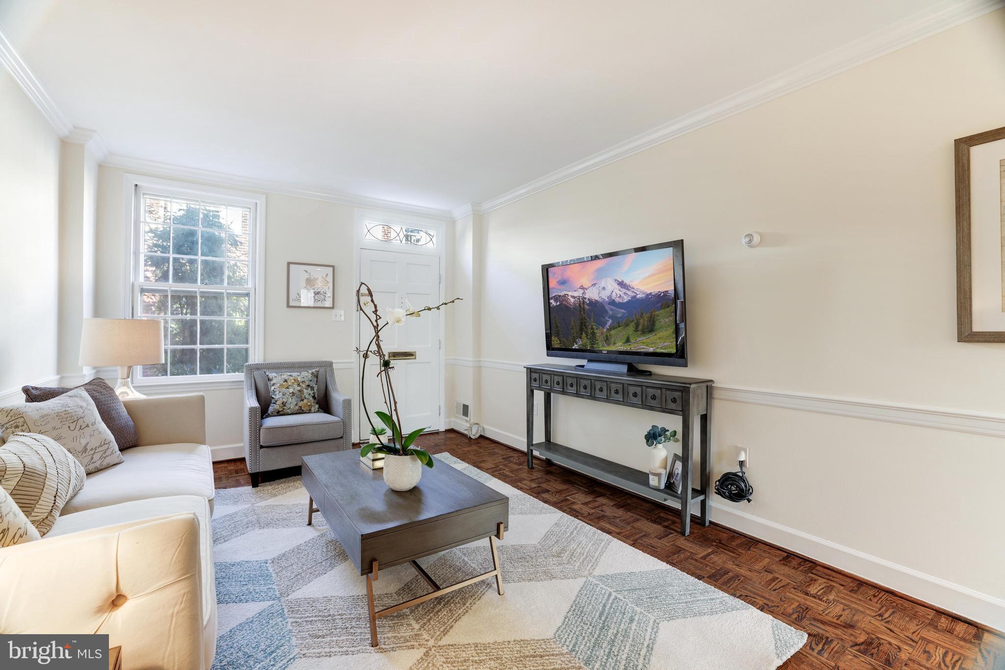 320 N SAINT ASAPH STREET 10