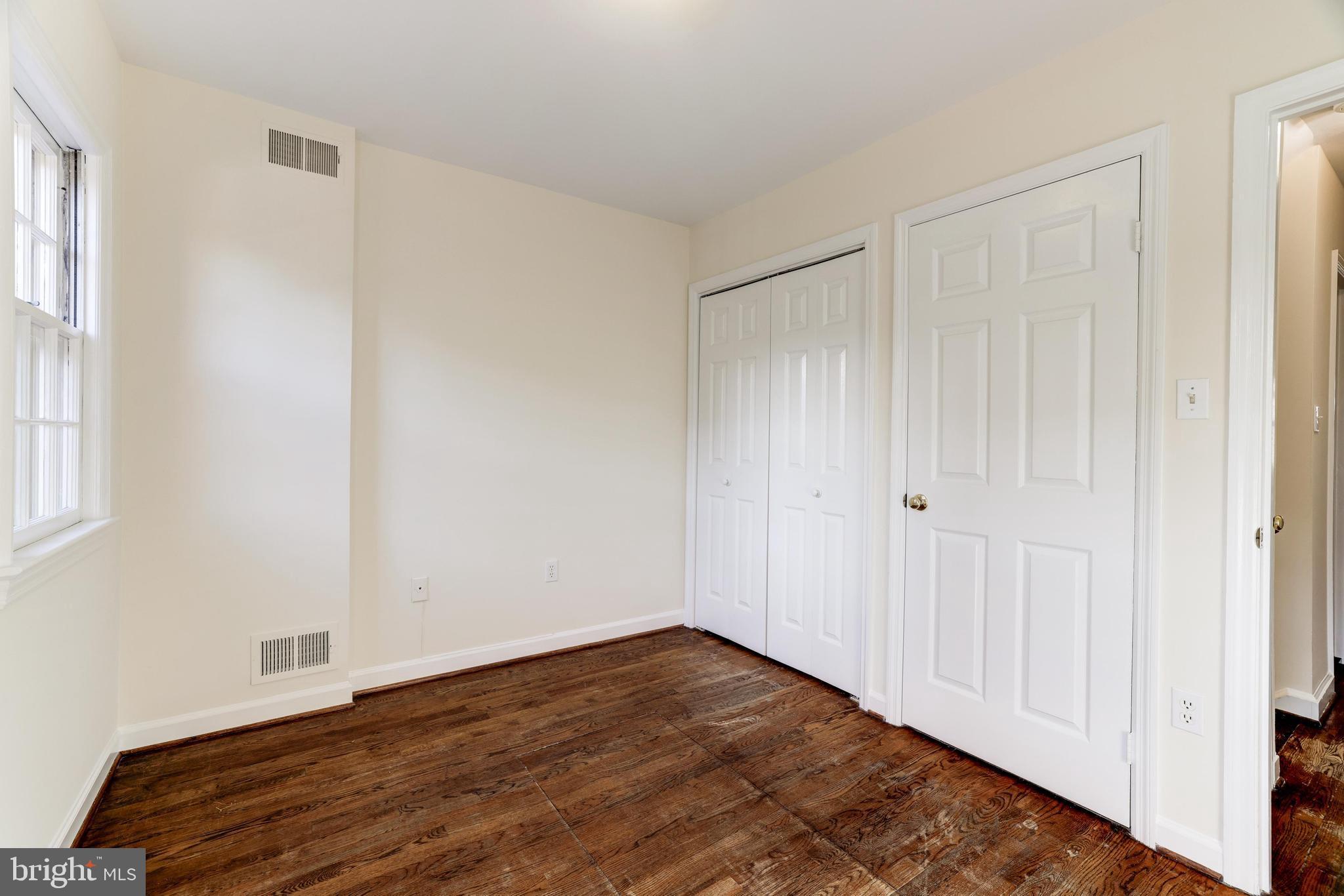 320 N SAINT ASAPH STREET 10