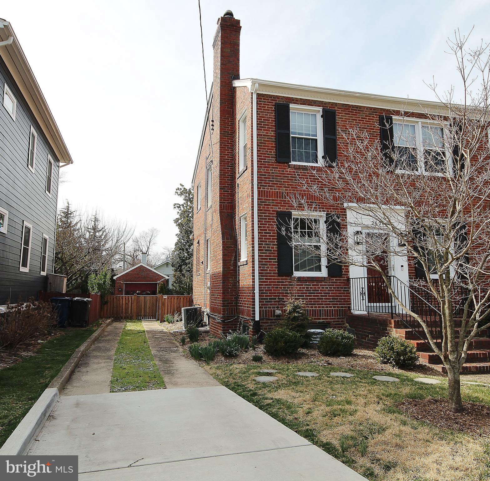 2606 TERRETT AVENUE