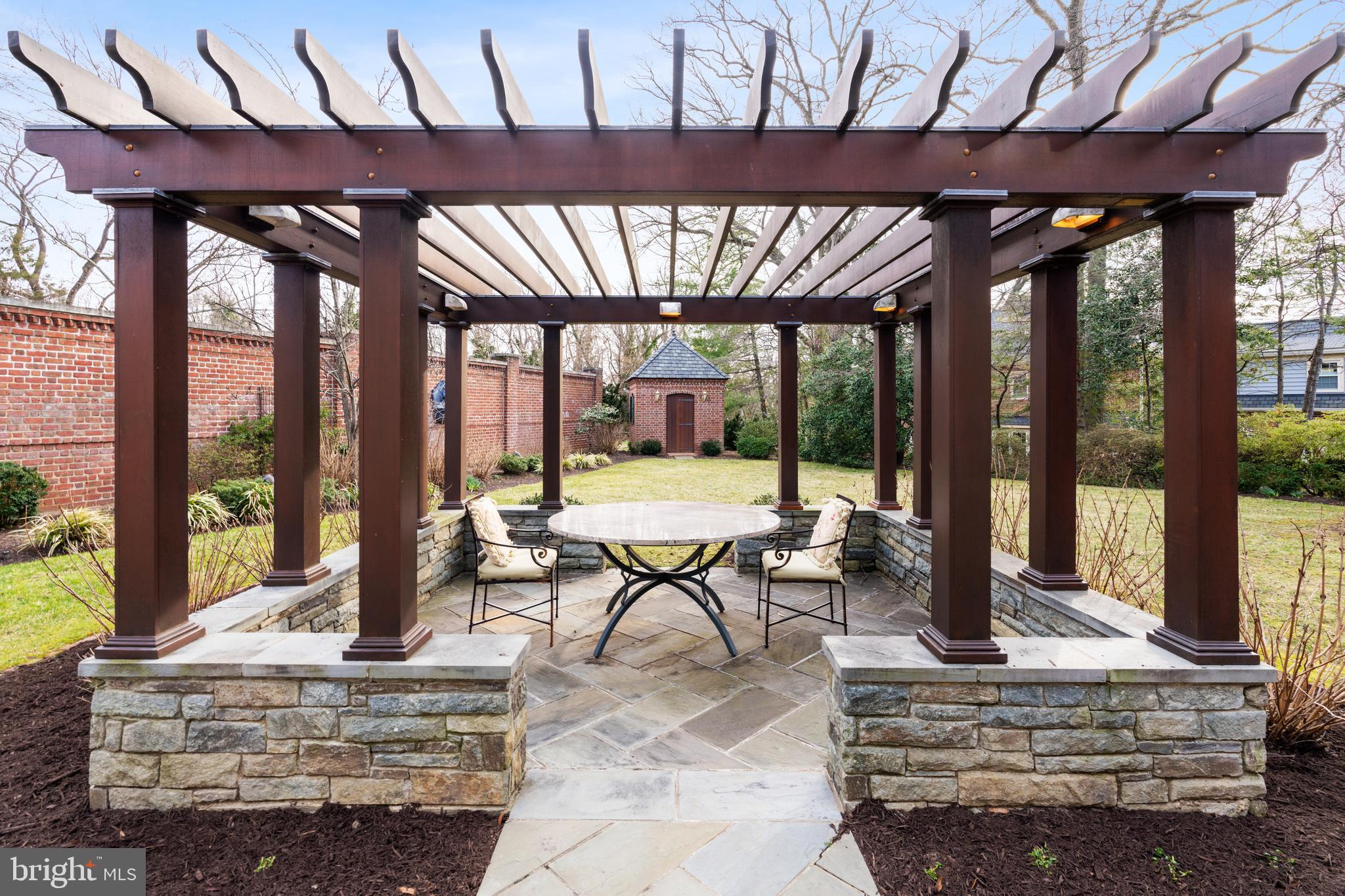 3720 SEMINARY ROAD