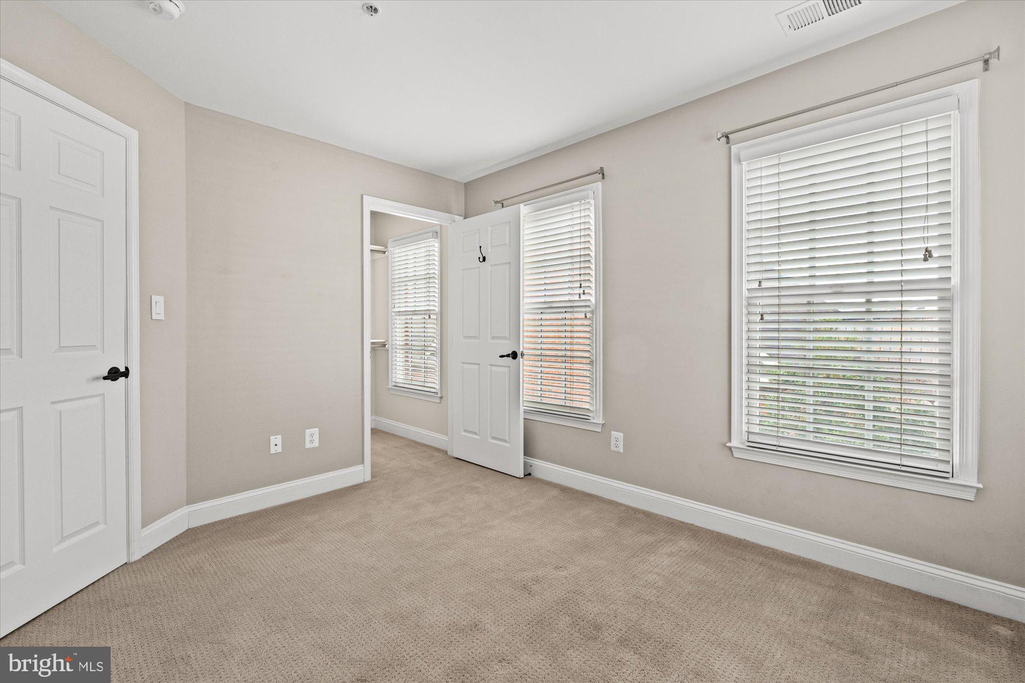 306 S FAYETTE STREET
