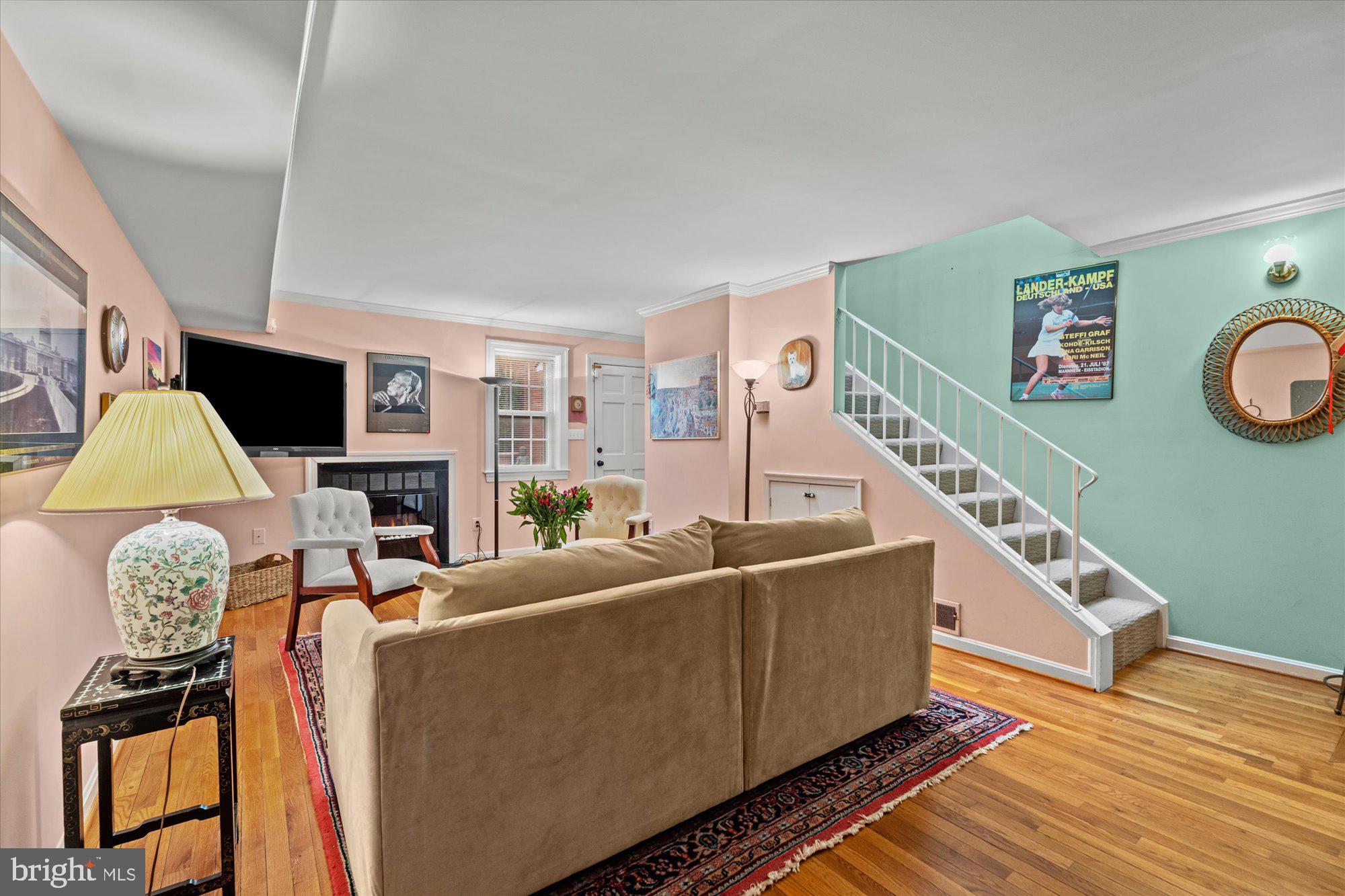 417 N ALFRED STREET