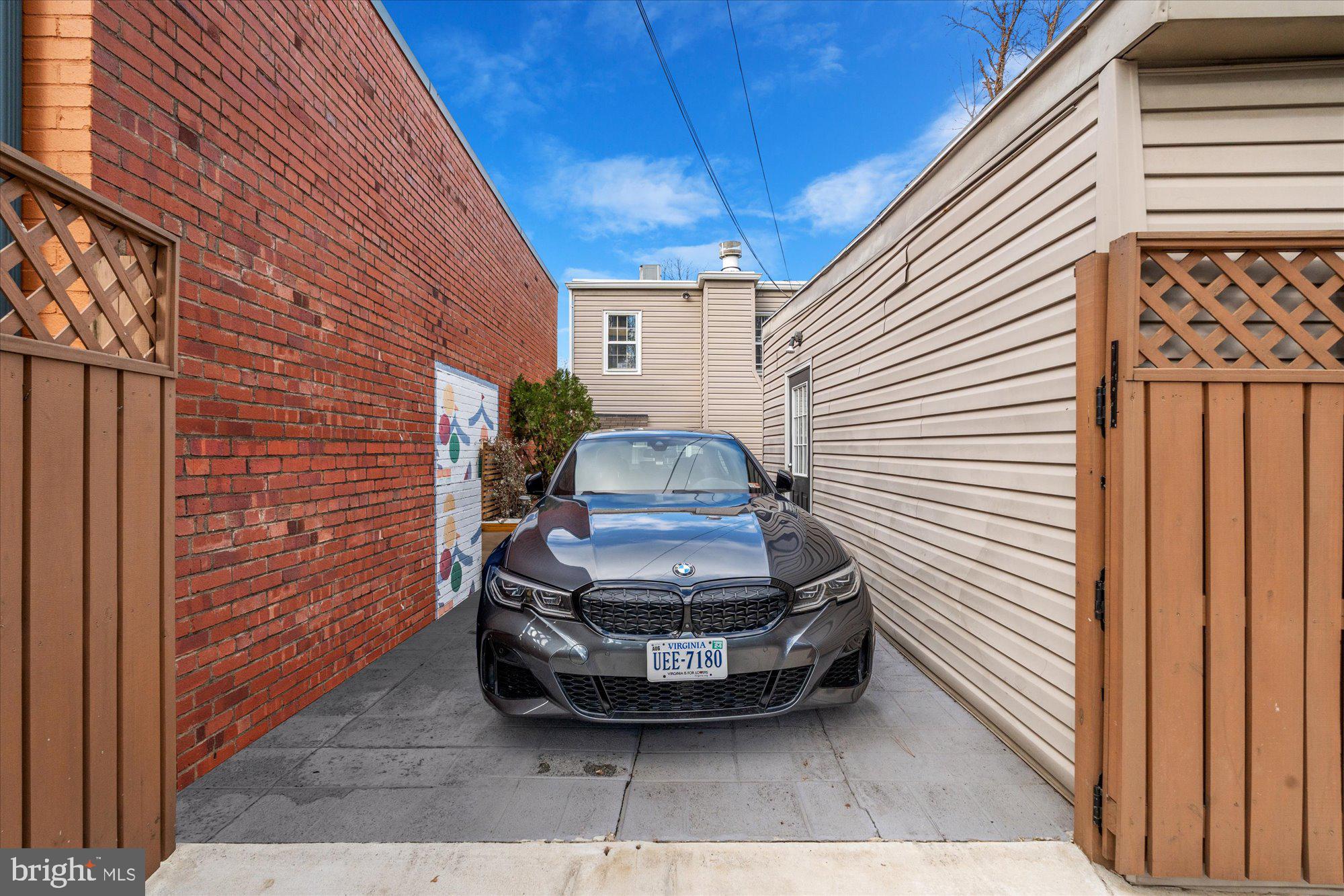 417 N ALFRED STREET