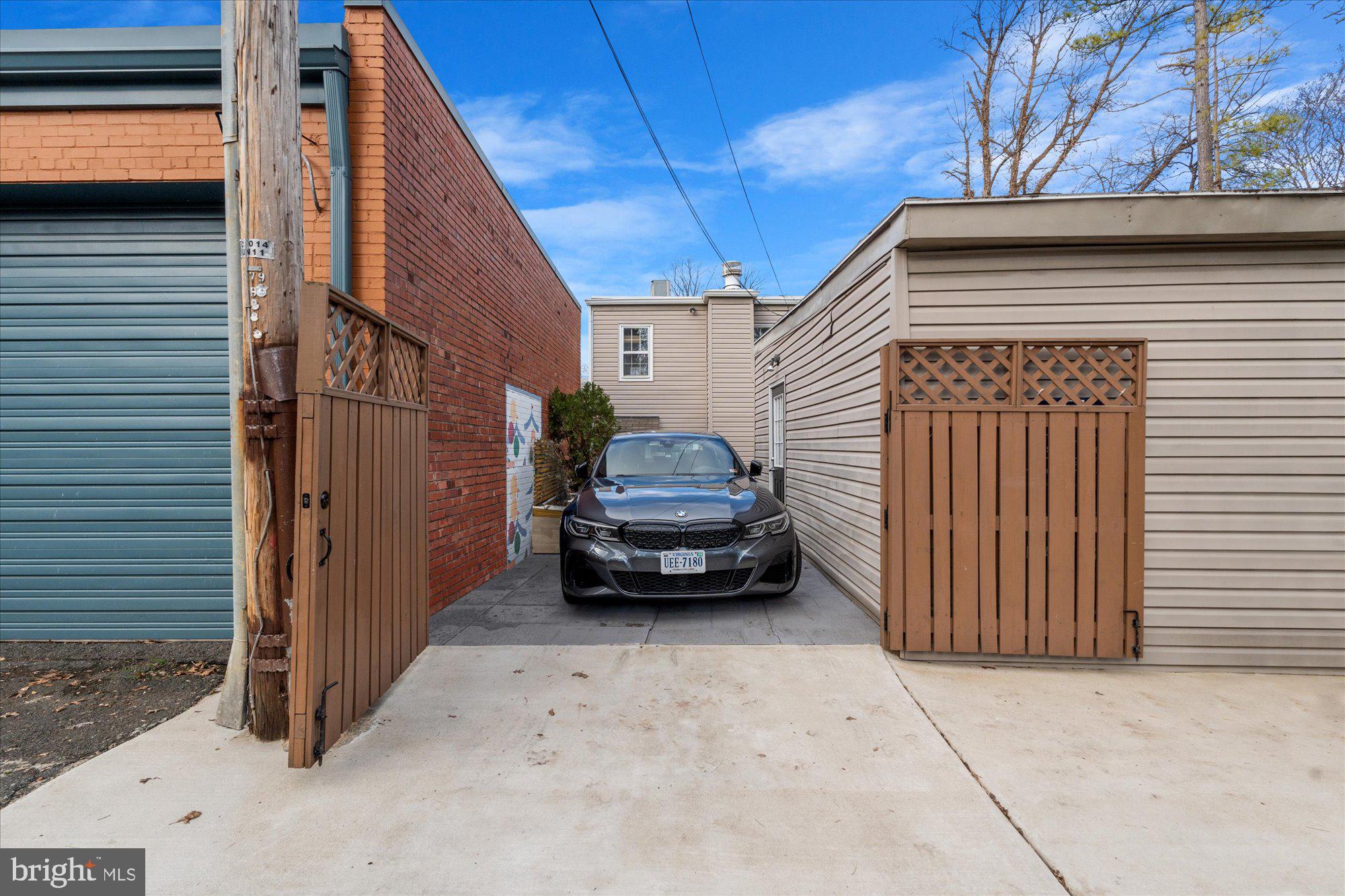 417 N ALFRED STREET