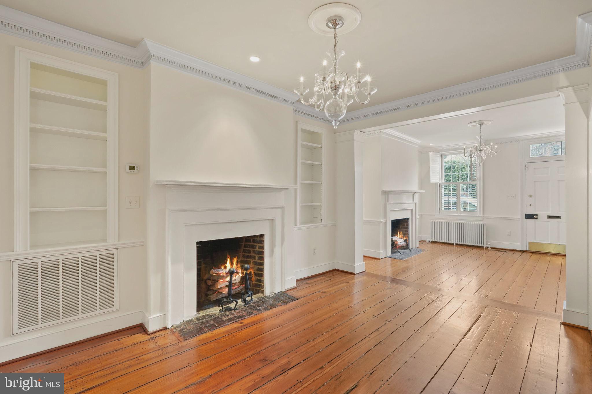 513 S FAIRFAX STREET